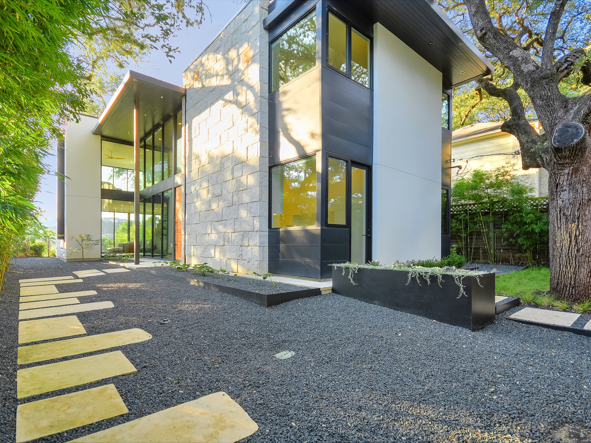 Modern Luxury in Tarrytown