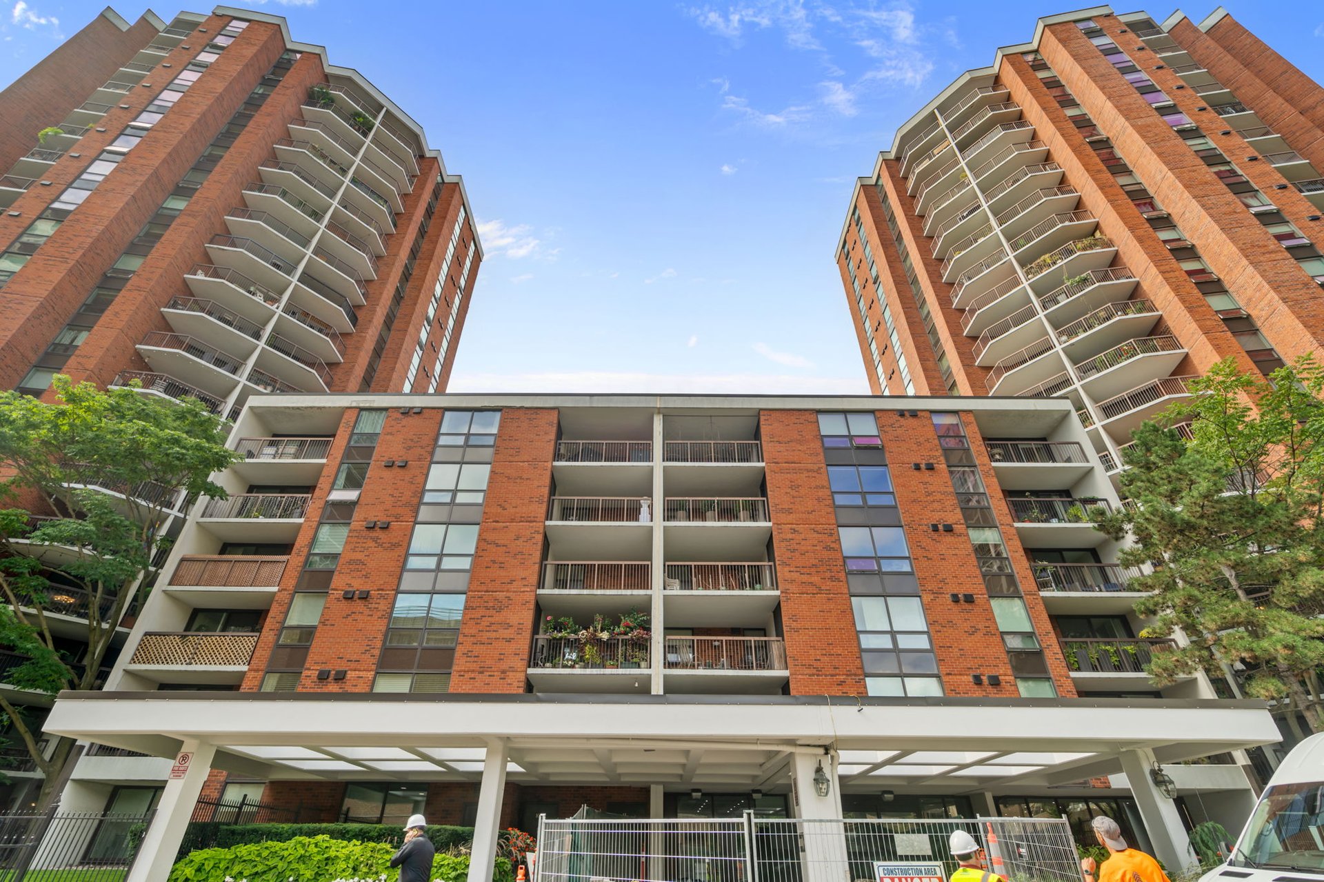 SOLD: Stunning Rare Penthouse Suite