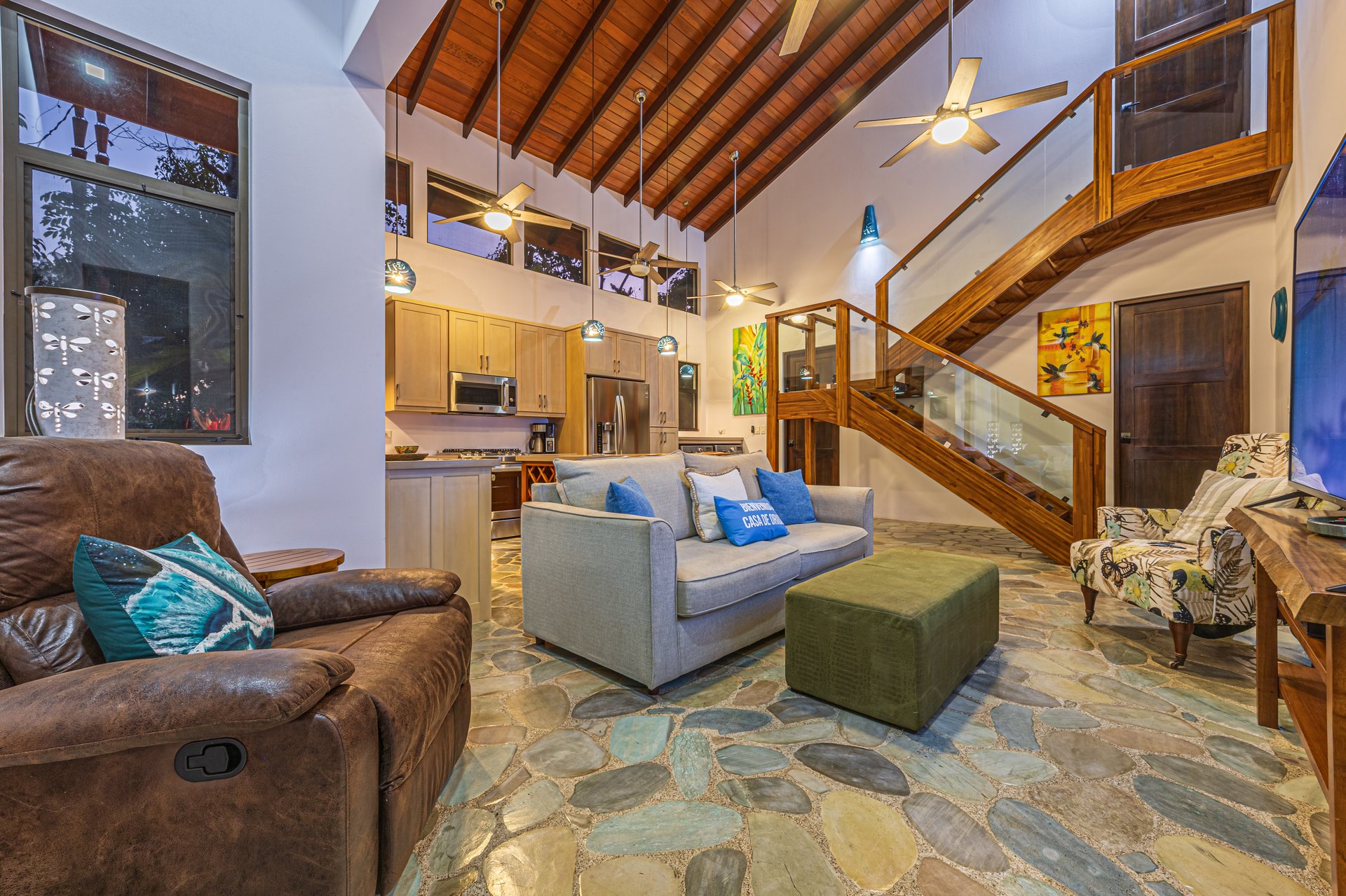 Stunning Waterfall Home + Guest Casita - Cascada Azul