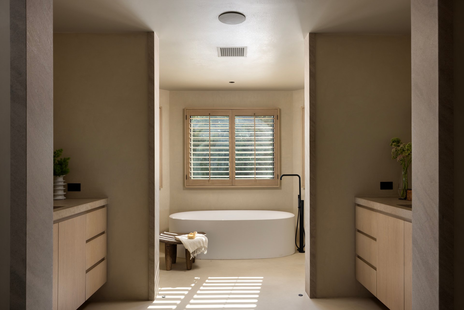 2401 Nottingham Ave, Los Feliz