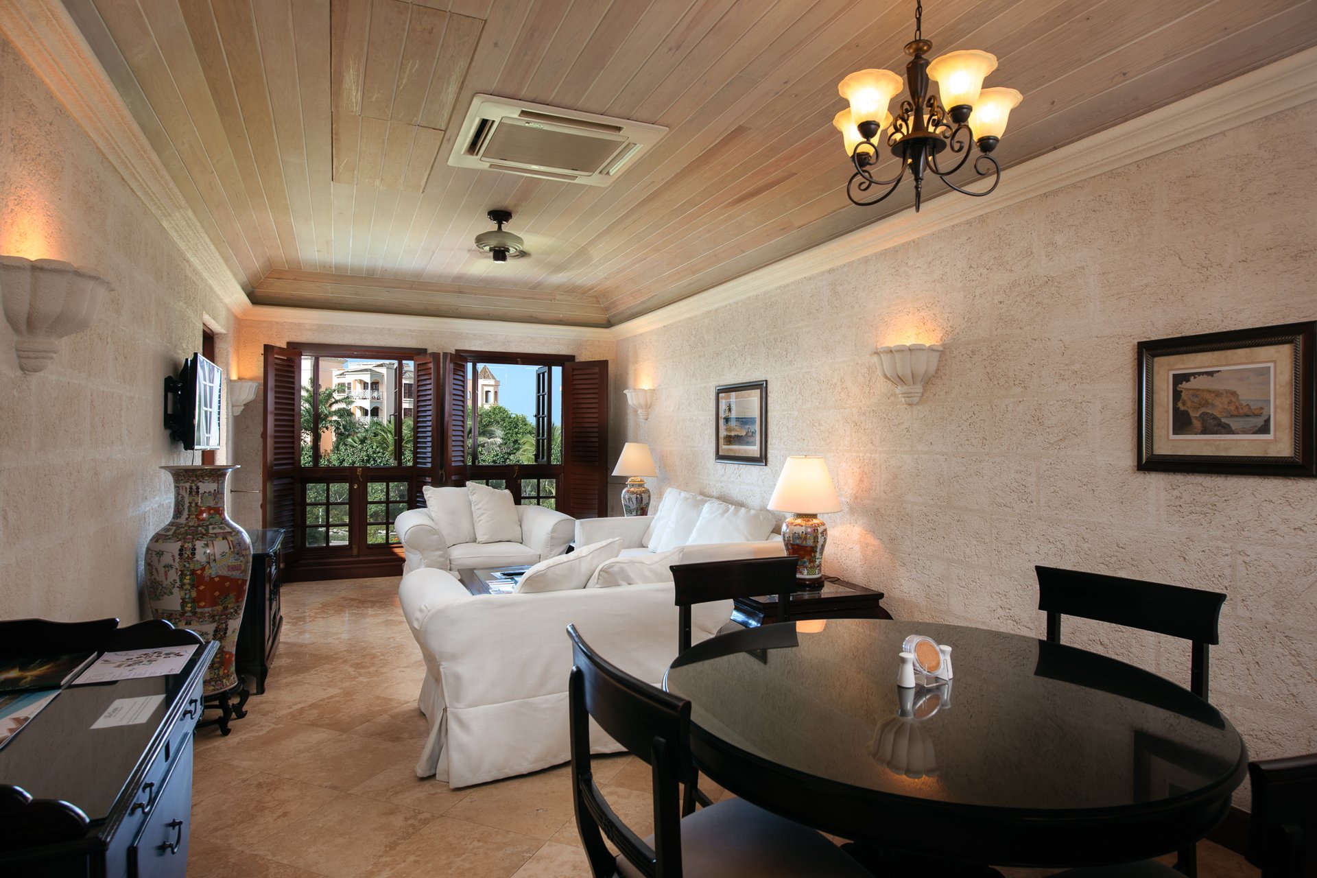 The Crane Residence 3720