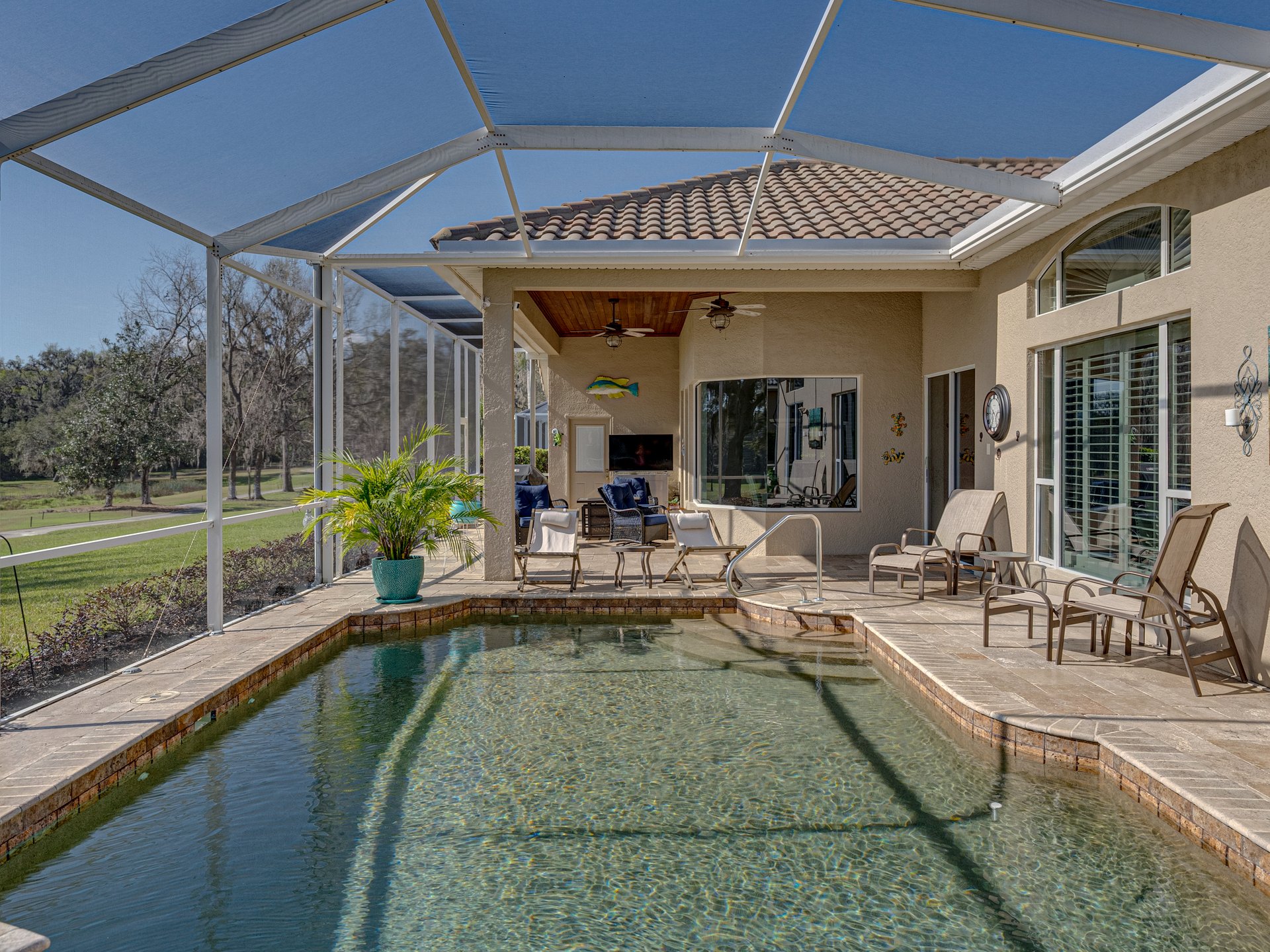 13854 THOROUGHBRED DR