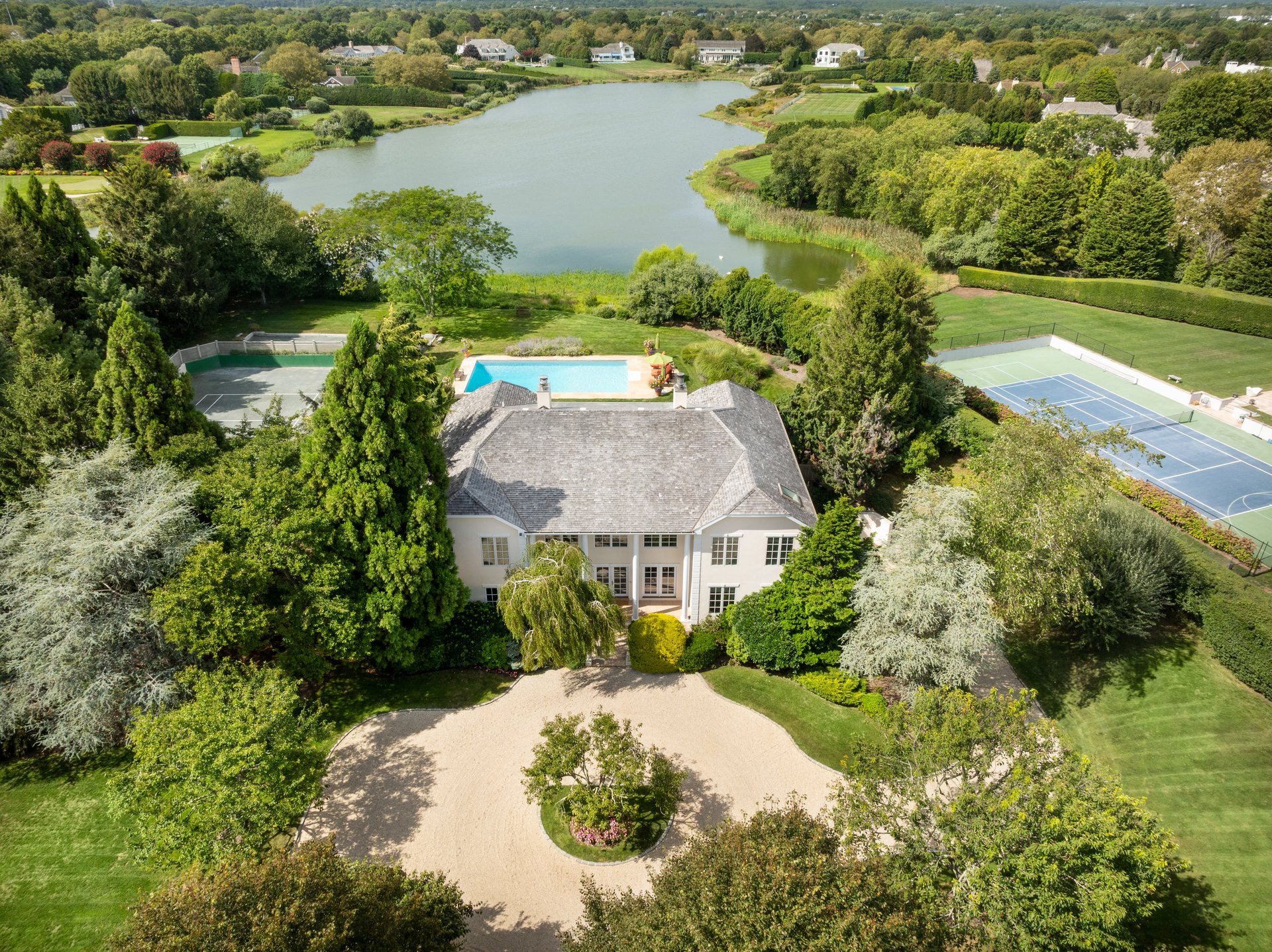 Southampton Village Summer Rental with Tennis / Pool