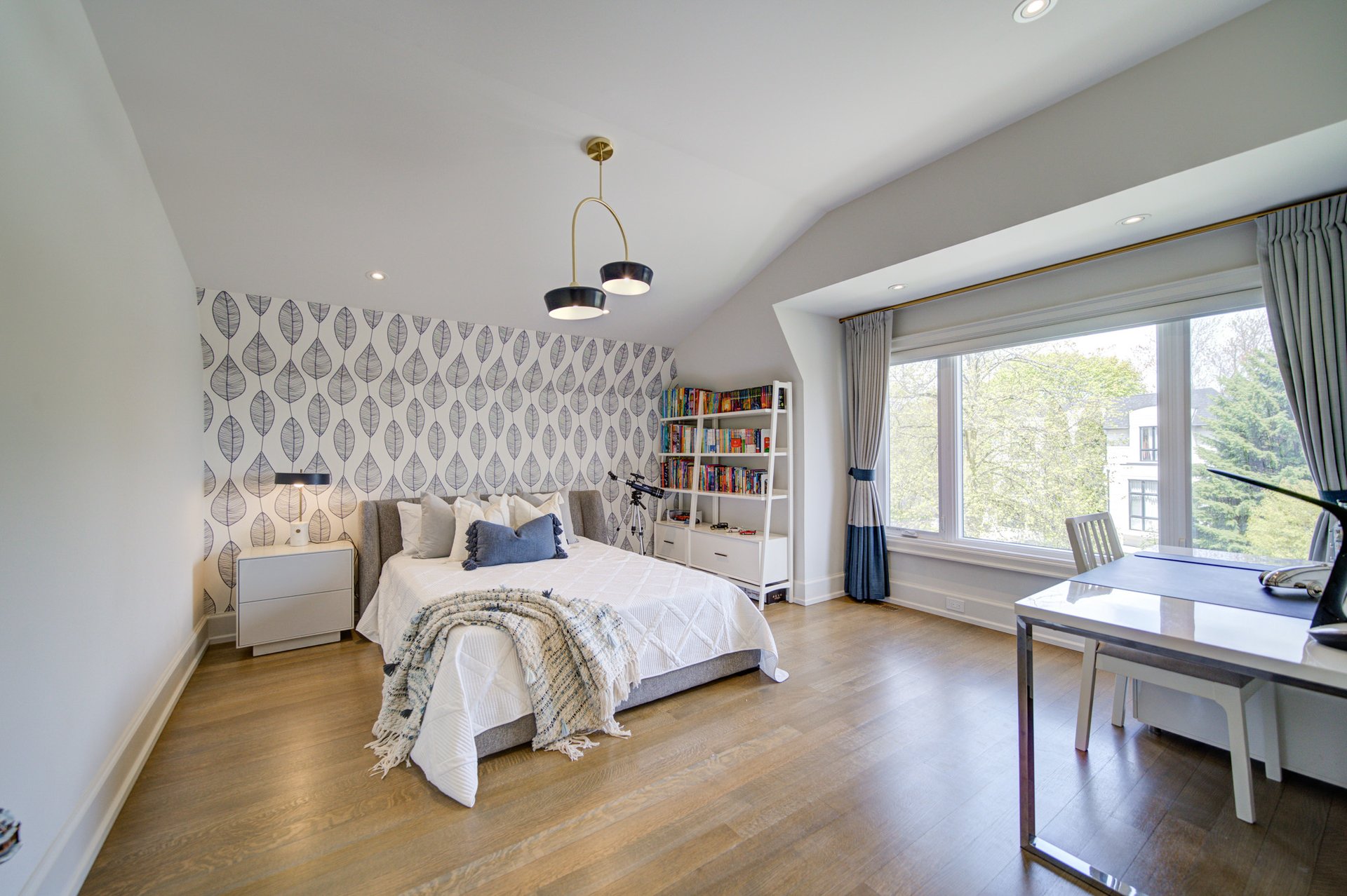 SOLD: Modern Sophistication