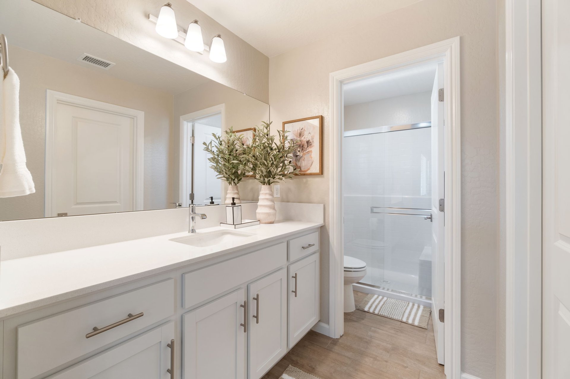 Luxurious Retreat in This Stunning Furnished Home located in Riverstone