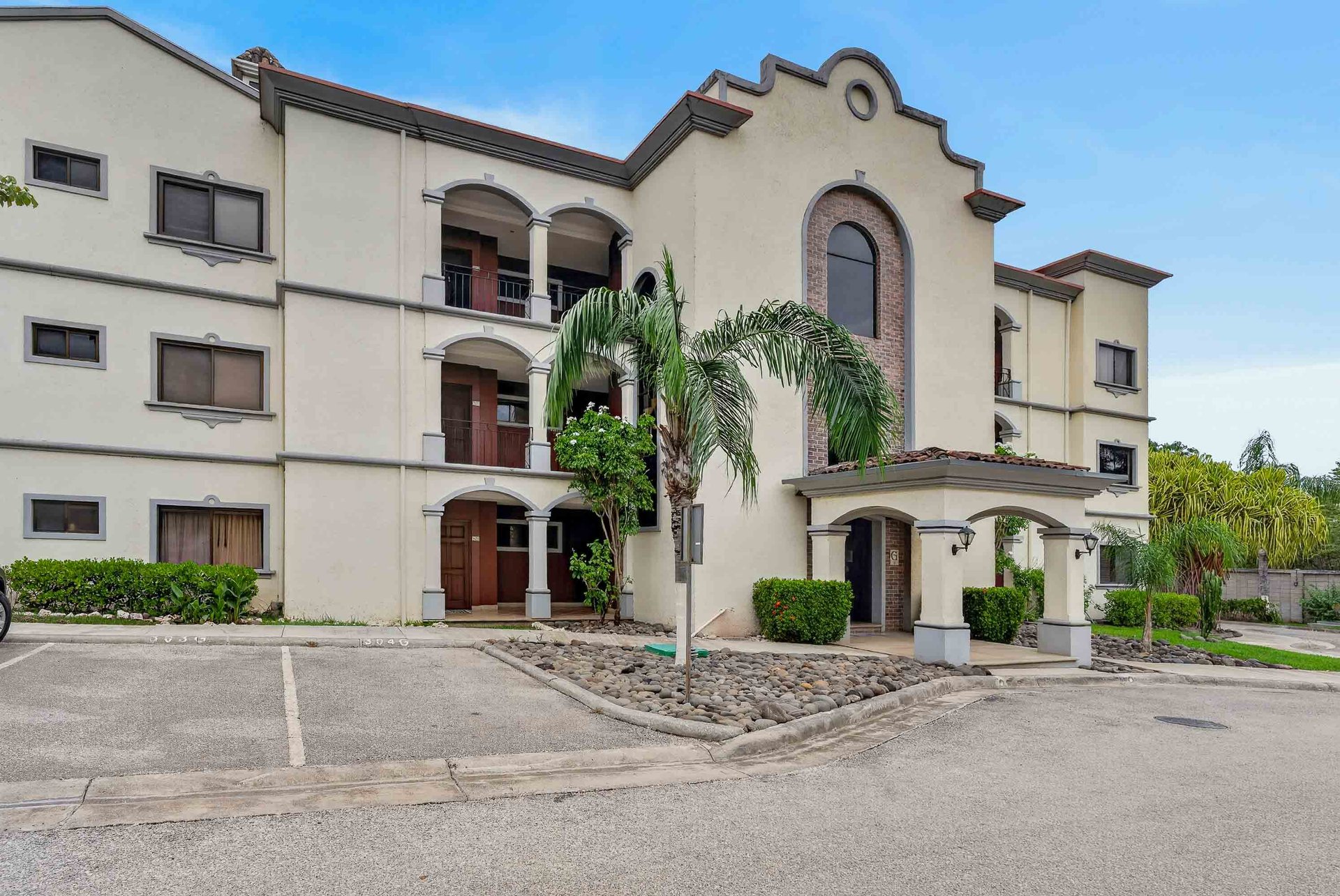Palmas de Tamarindo 201G | Furnished 3-Bedroom Condo Near Tamarindo Beach