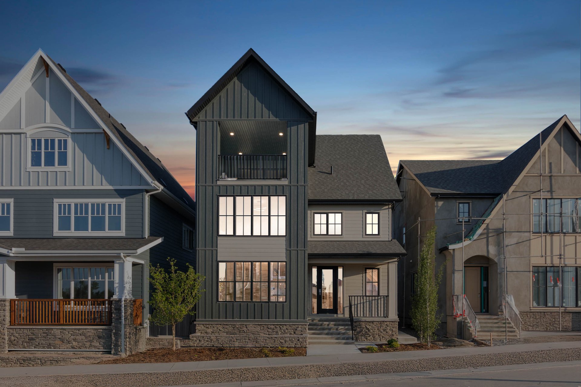 227 Calais Drive SW