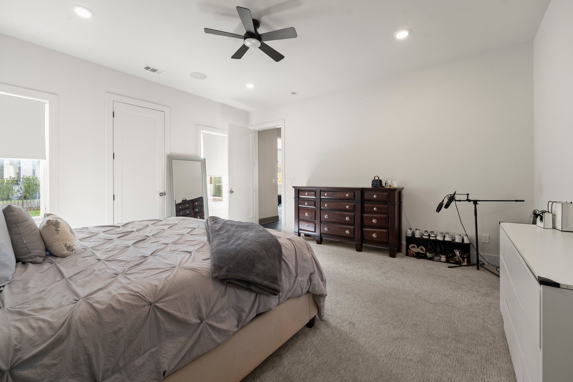  10160 Cedar Ridge Drive