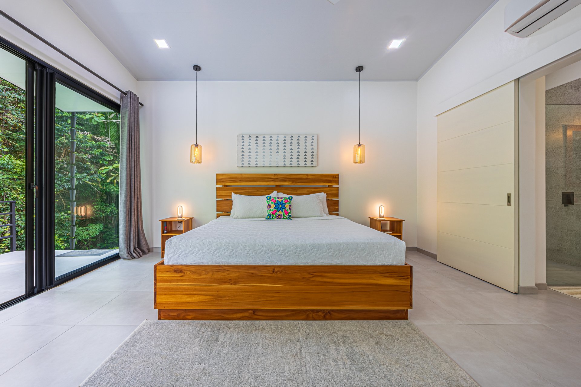 Casa Ballena Pearl with Extra building site!