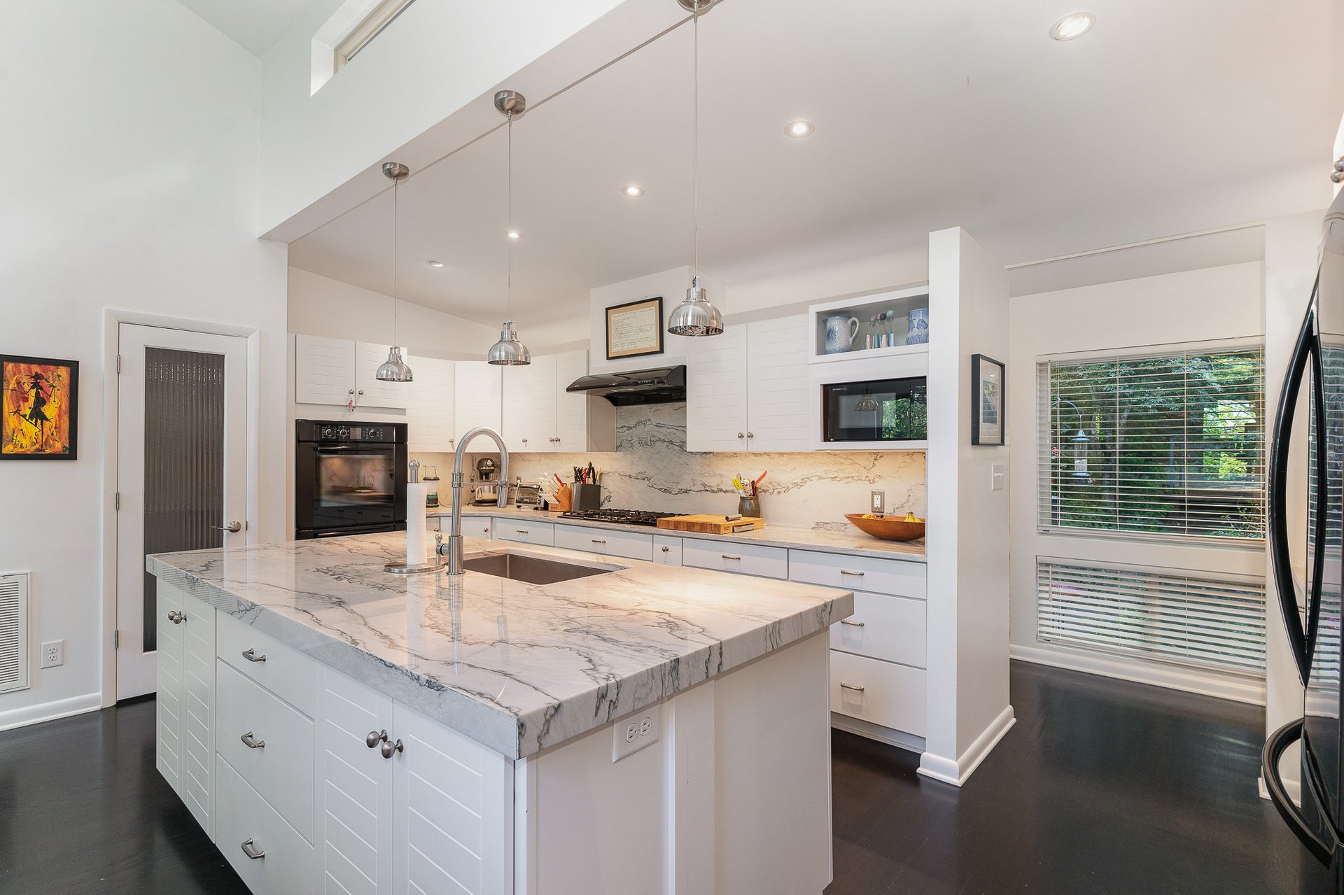 Modern, 4 Bedroom House near UNC