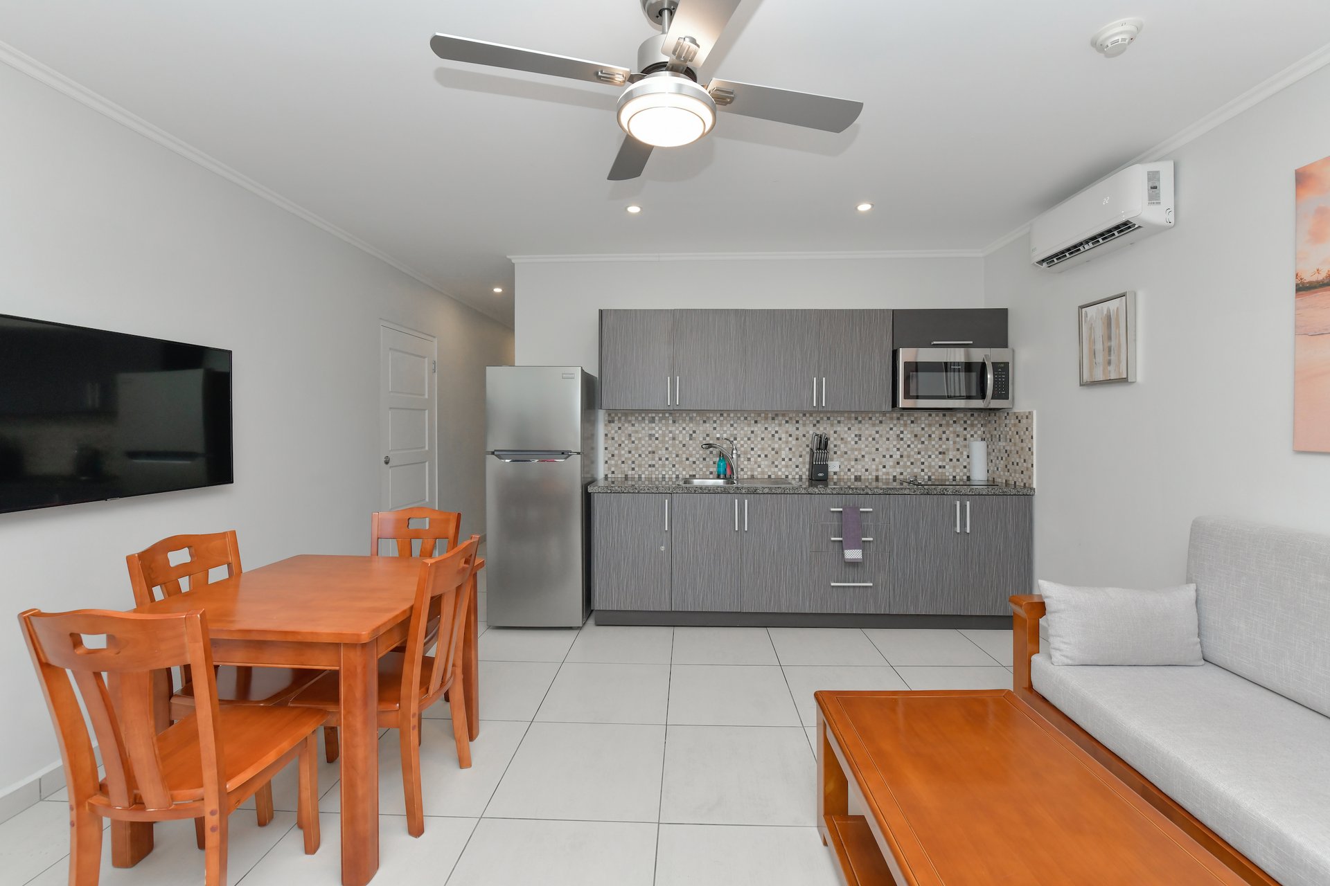 Arena Condominiums Units 4 & 4A 
