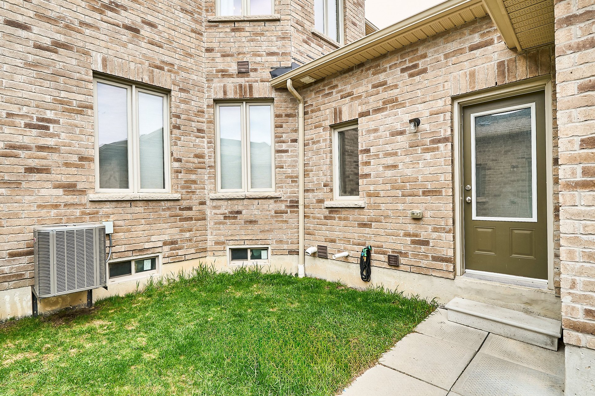10 Drayton Avenue