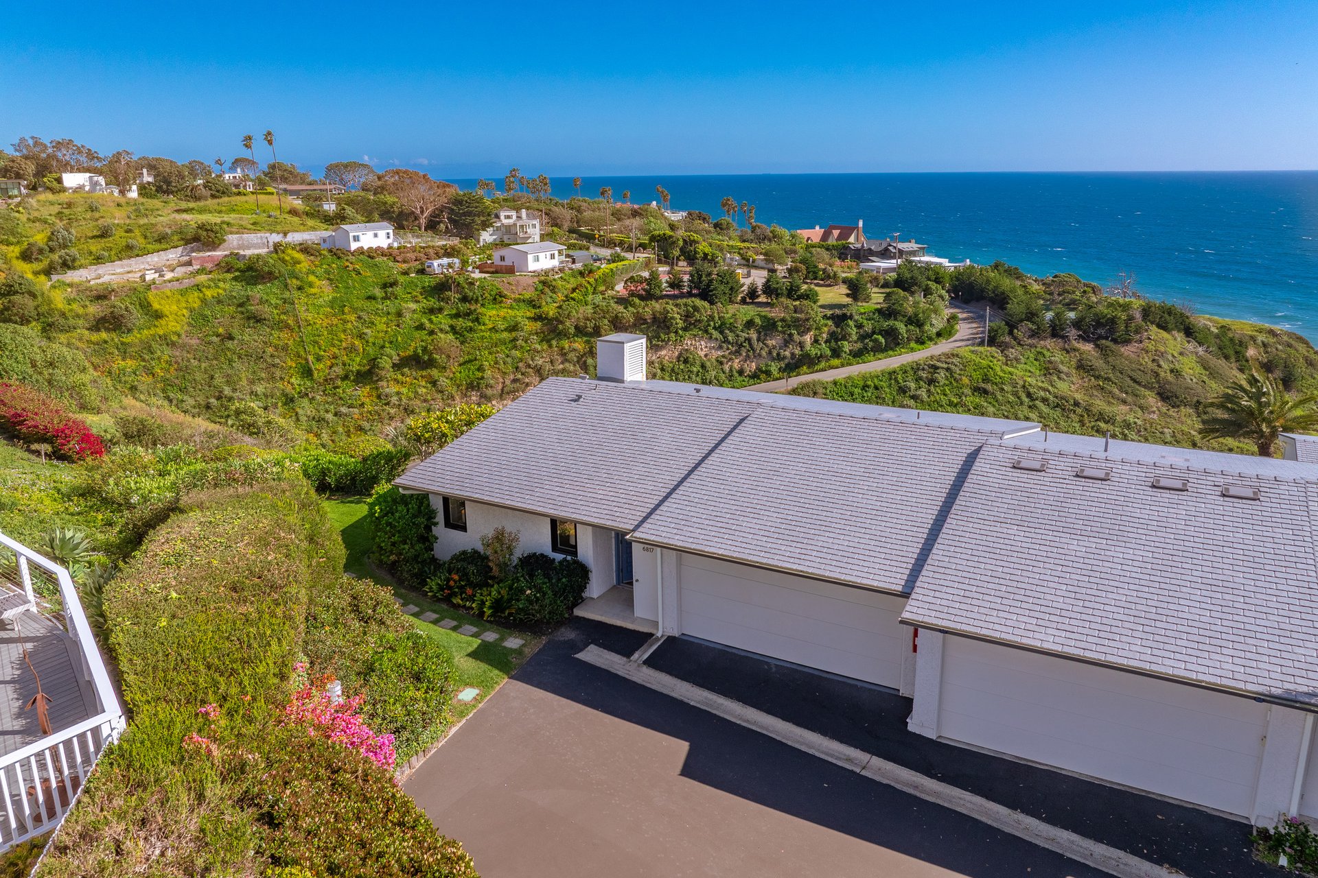 Sensational Bluff Top Malibu Townhome