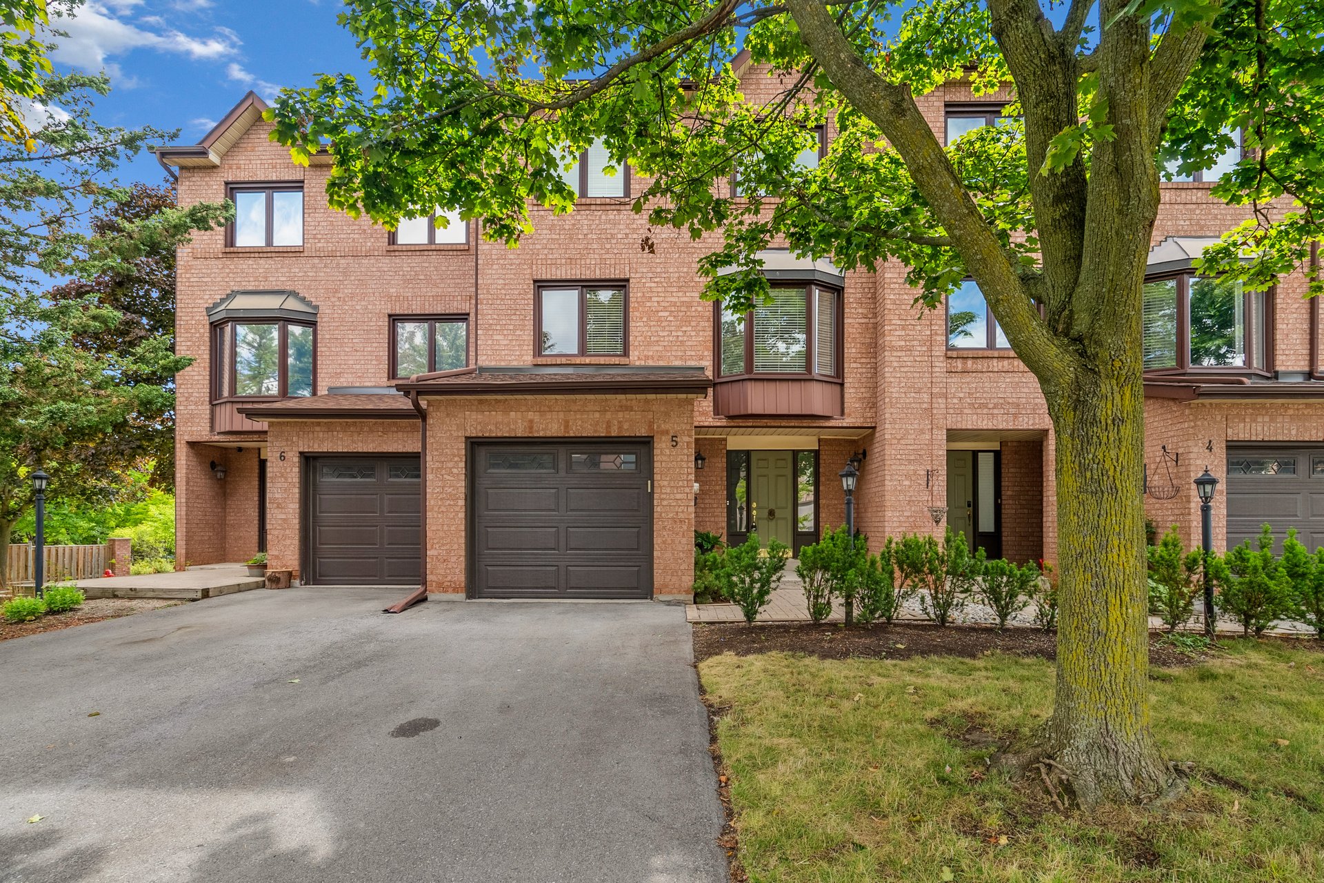 Spacious 3 Bedroom Townhome in College Park