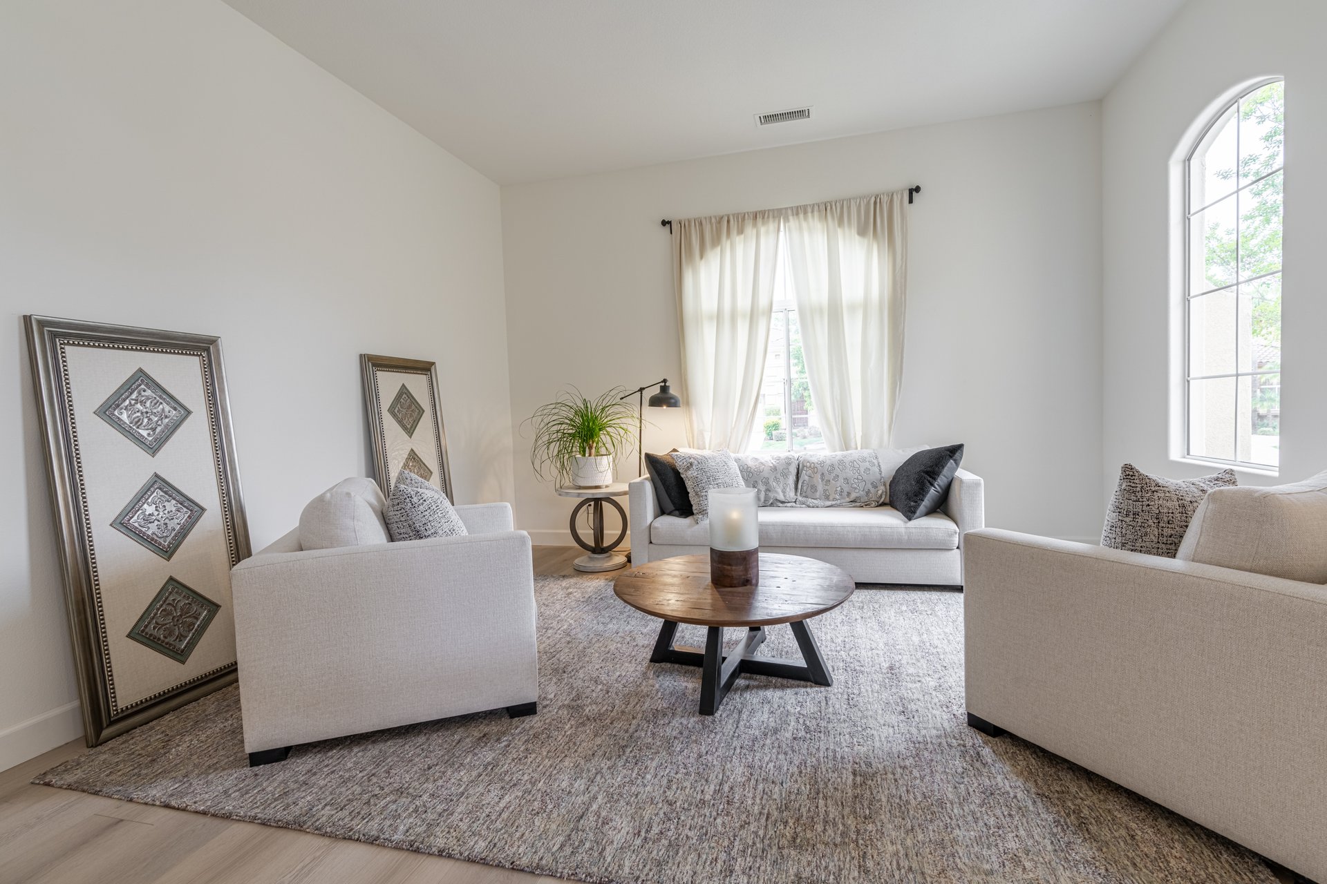 5314 Via Dolores