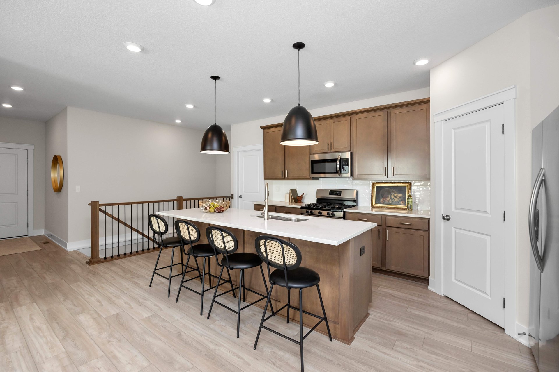 210 NW Georgetown Drive