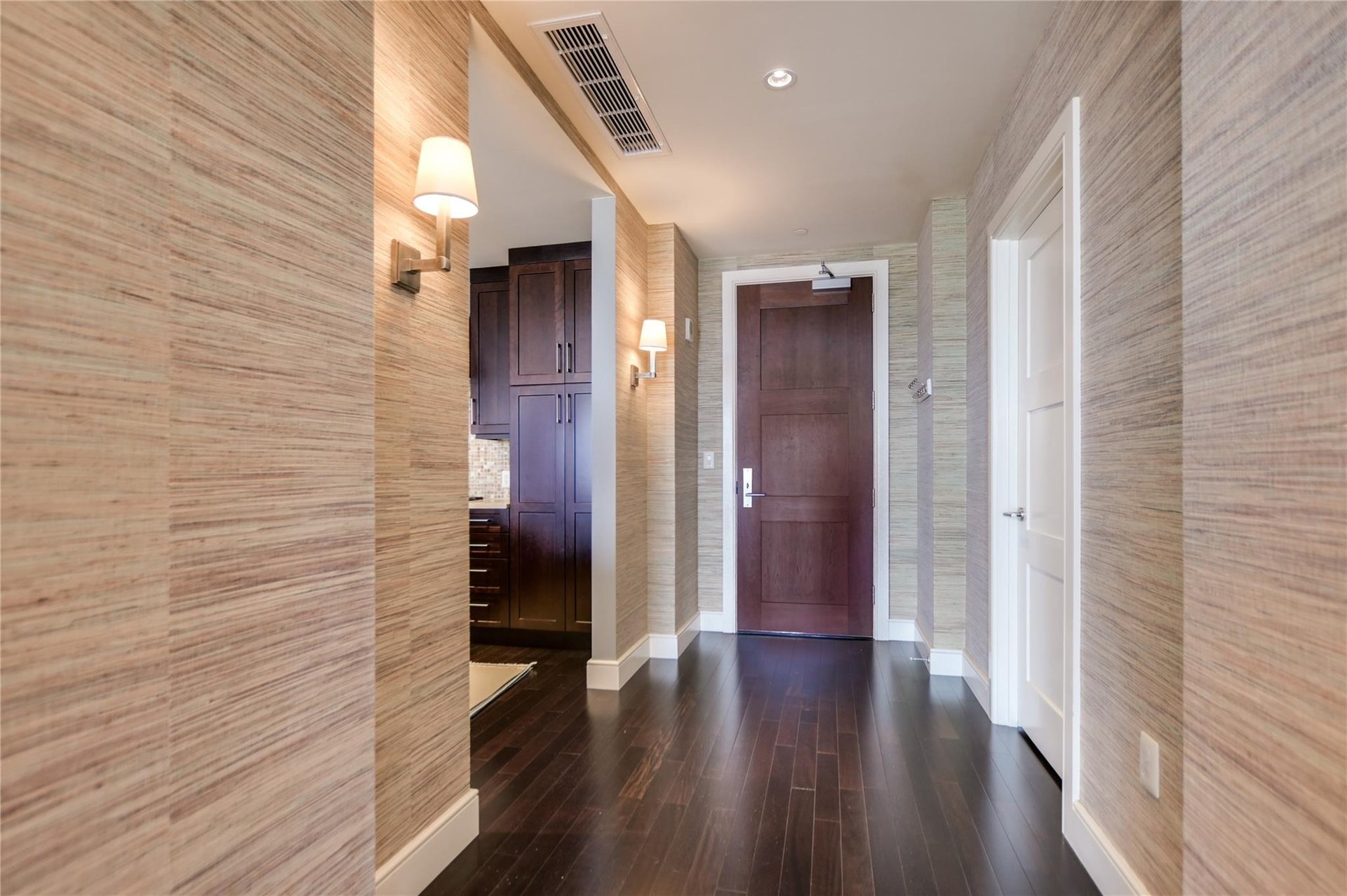 98 San Jacinto Boulevard #1209