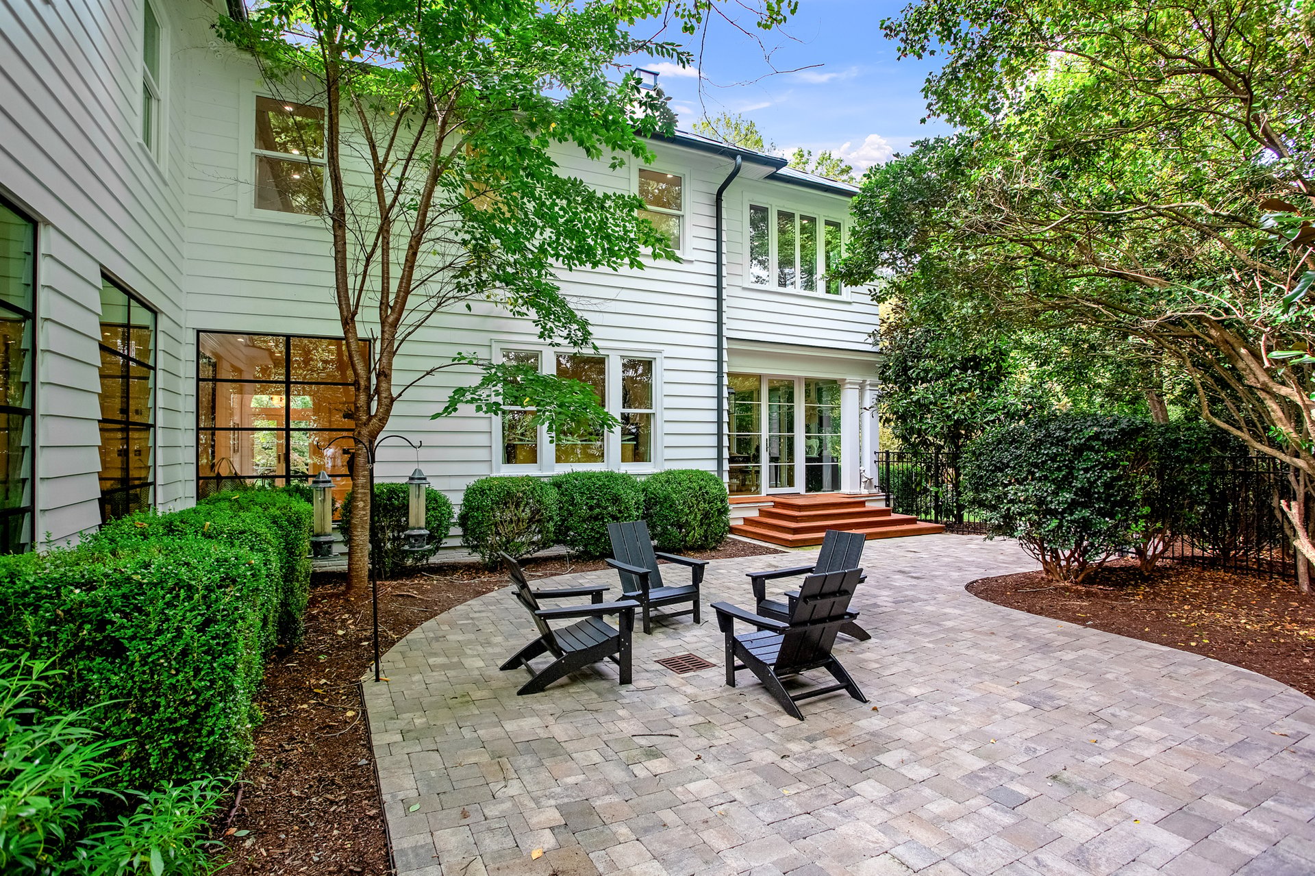 330 Tenney Cir