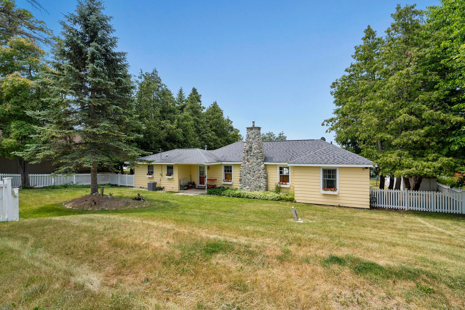 Burt Lake Cottage