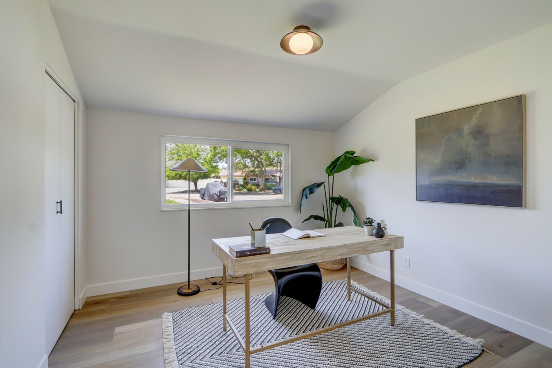 476 Jeanne Ct