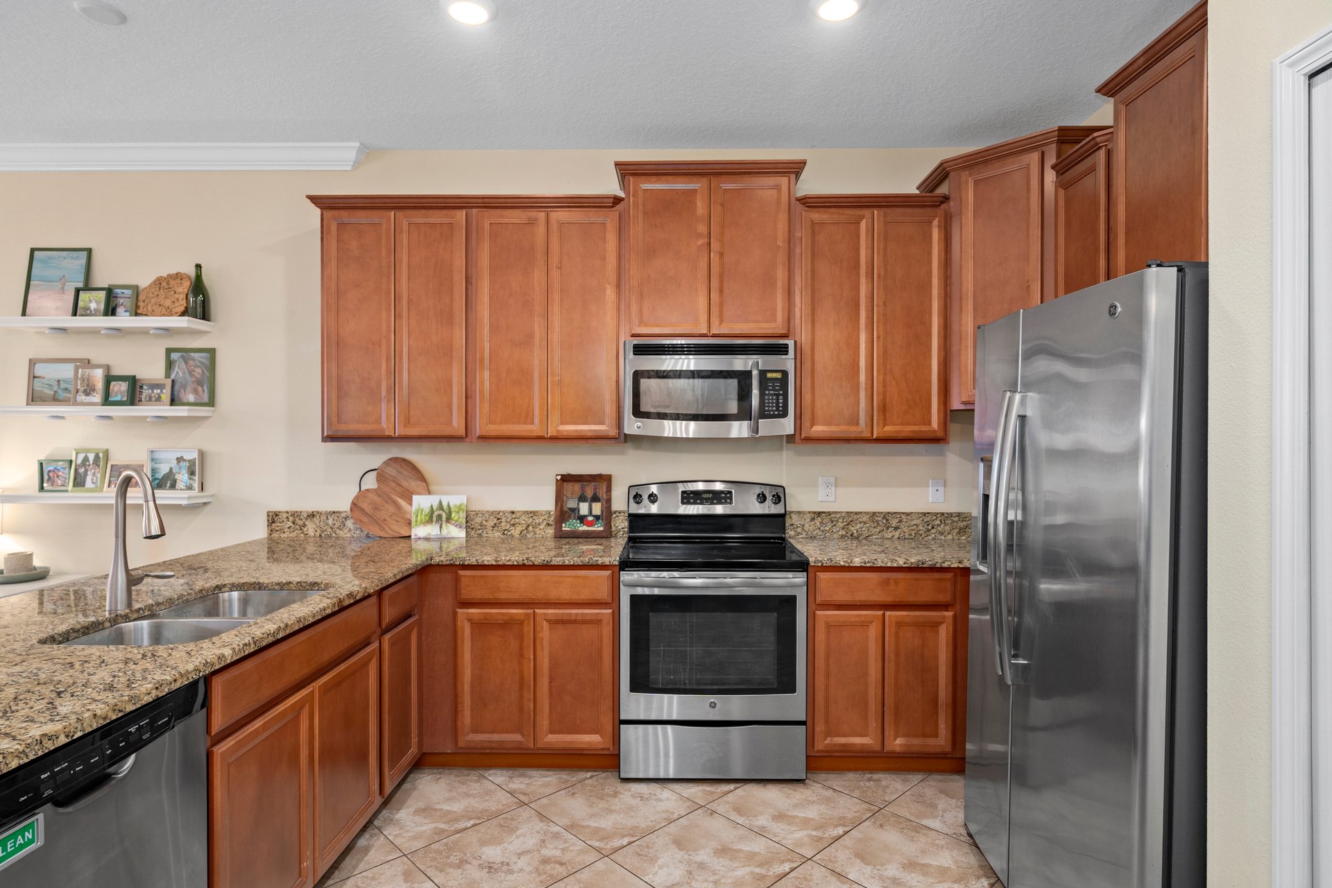 4423 FENNWOOD CT