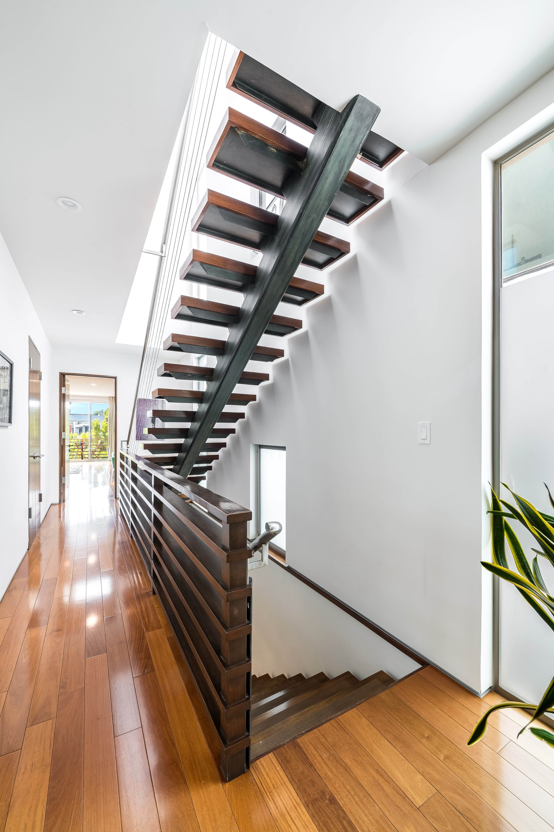 417 Venice Way