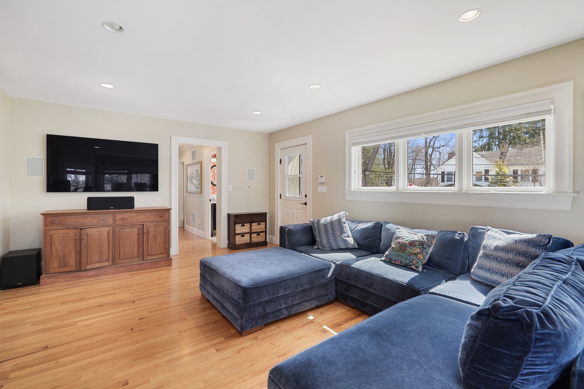 37 Hillside Avenue