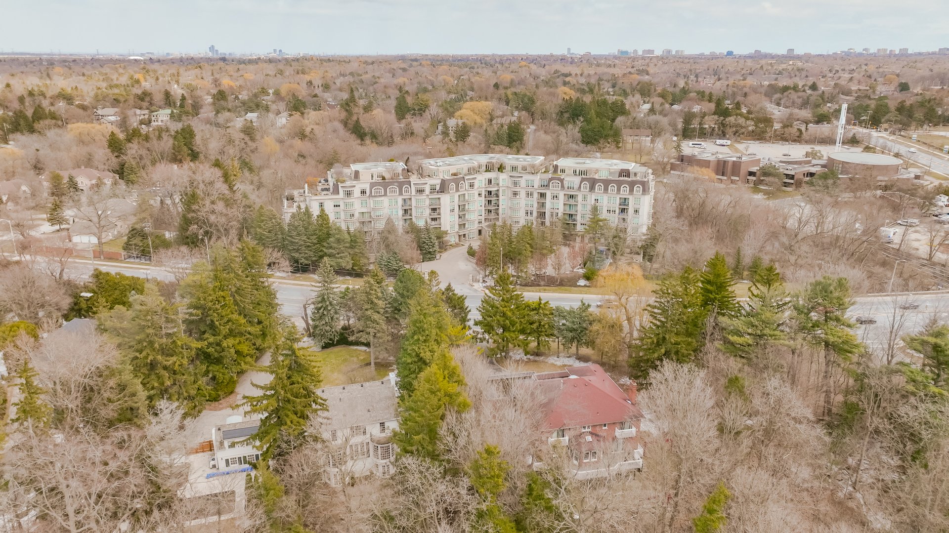 SOLD: Prestigious Tridel Boutique Condo