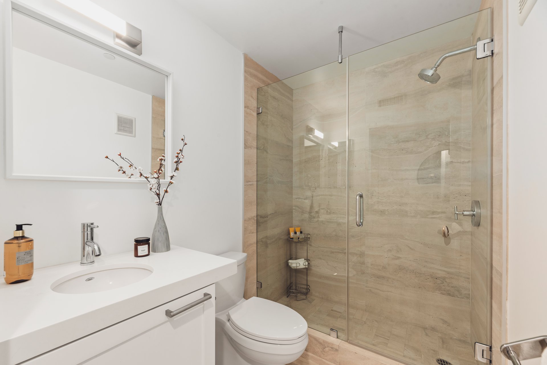 1133 5th St Unit: 204, Santa Monica 