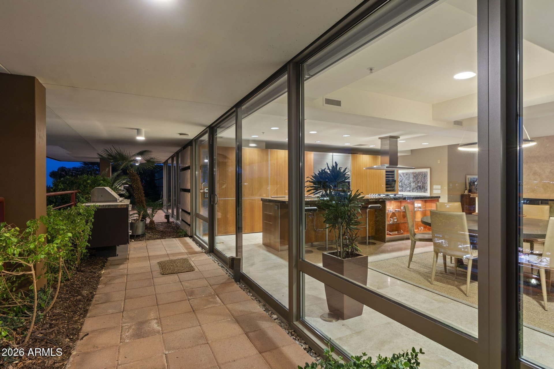 7167 E Rancho Vista Dr, #6004