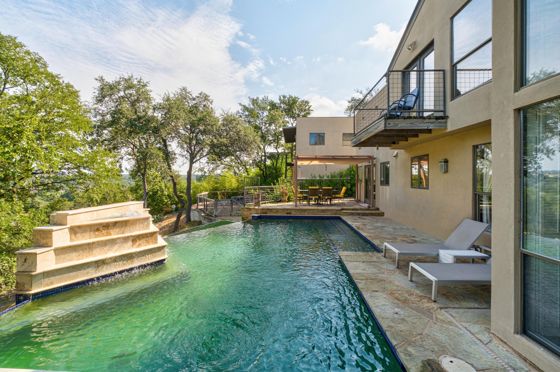 102 Canyon Circle West