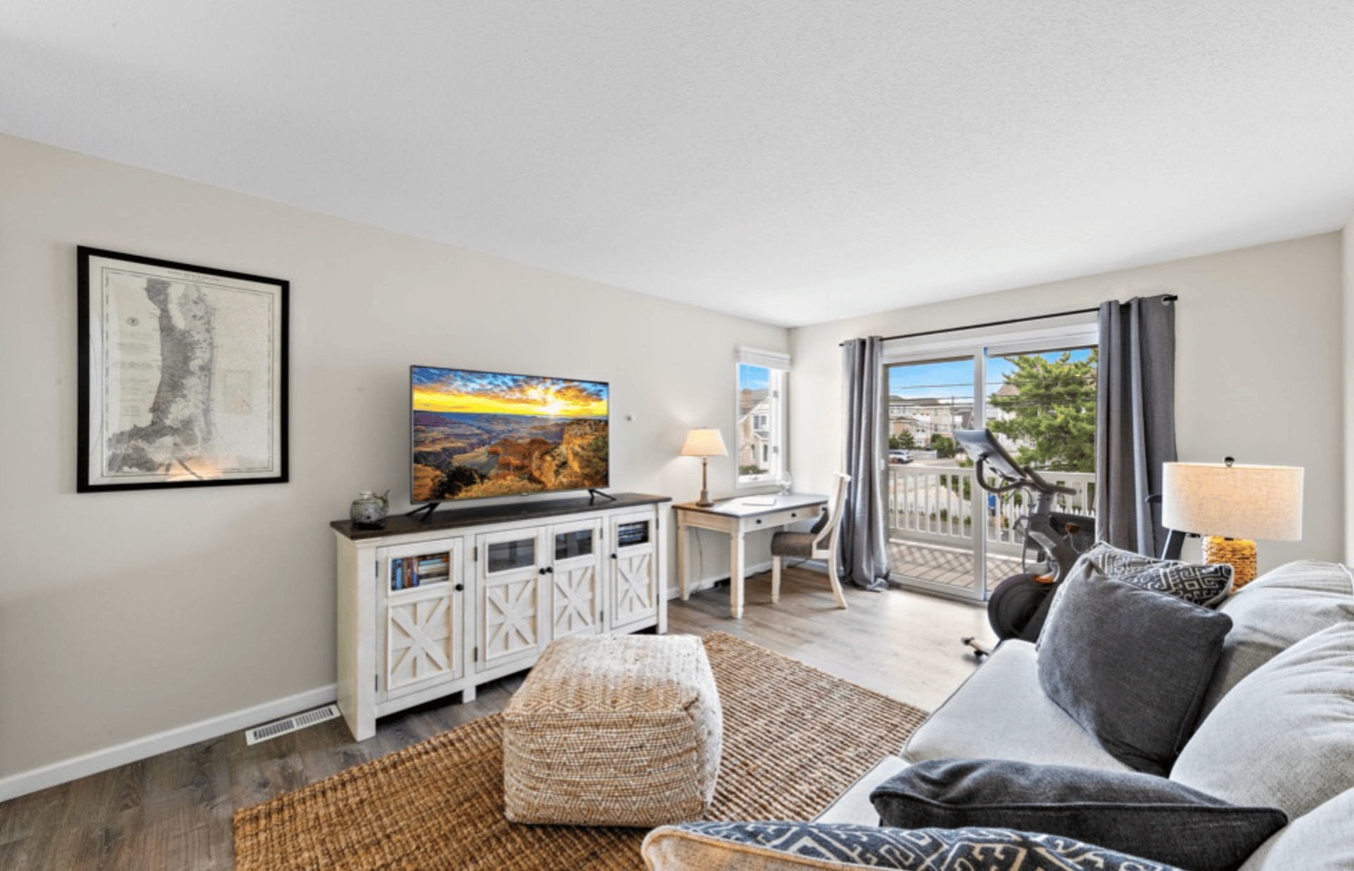 9800 Beach Ave, Peahala Park