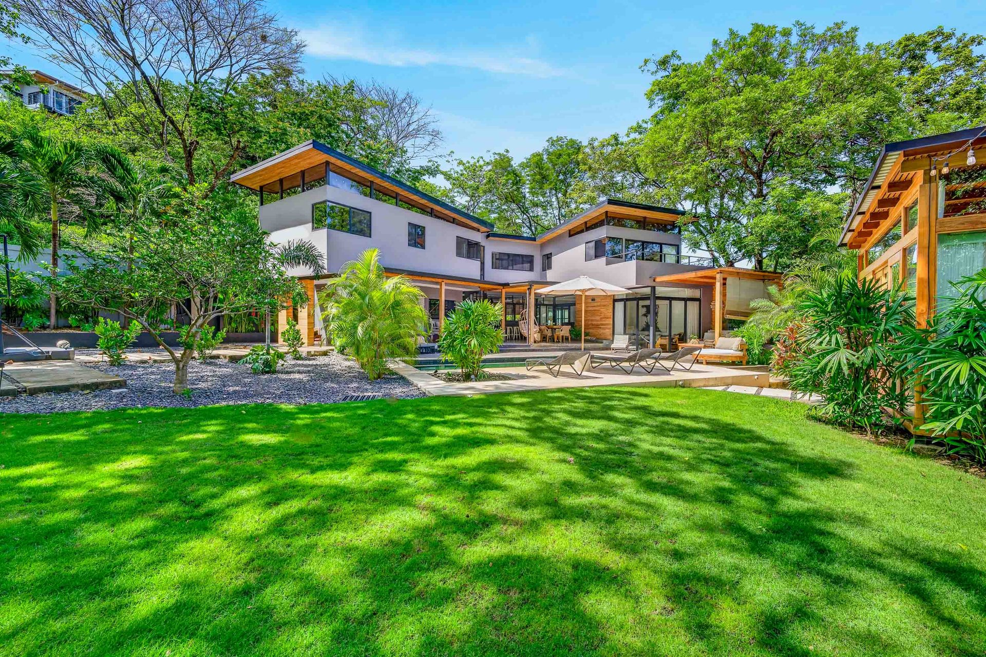 Casa Chavela | Luxury 4-Bedroom Home with Guest Cabin & Pool in Tamarindo