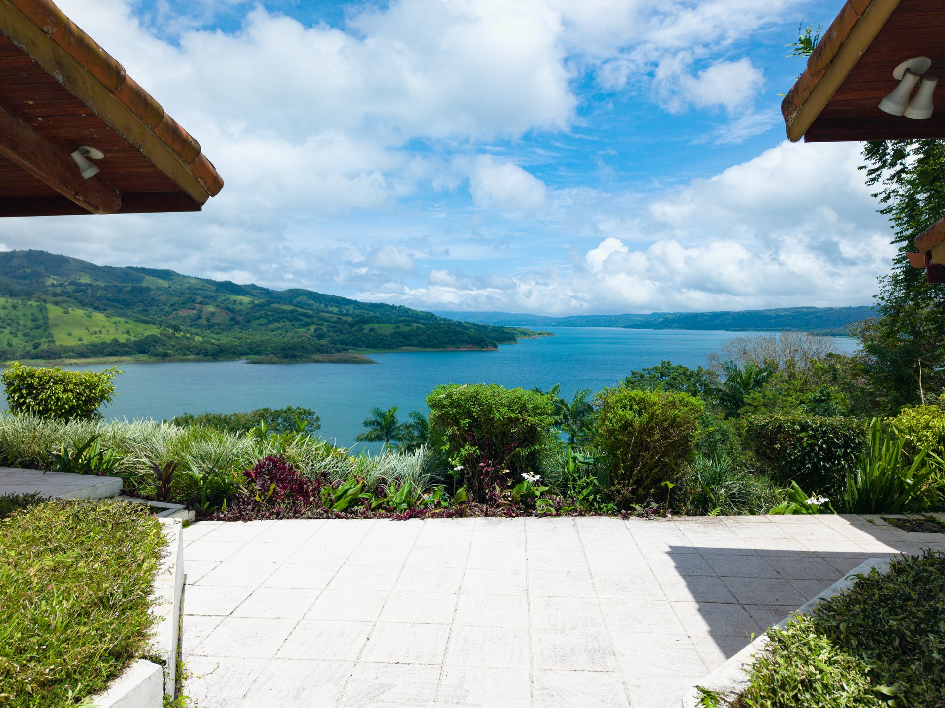 Rio Chiquito Ranch & Villas | 143-Hectare Ranch Estate with Villas, Forest & Full Infrastructure in Tilarán, Costa Rica