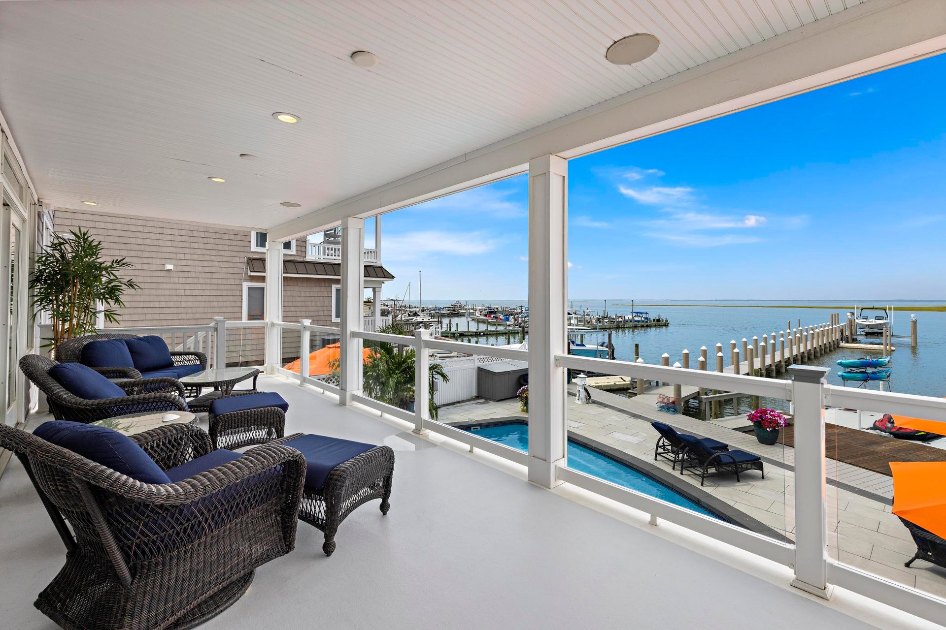 2108 Waverly Place