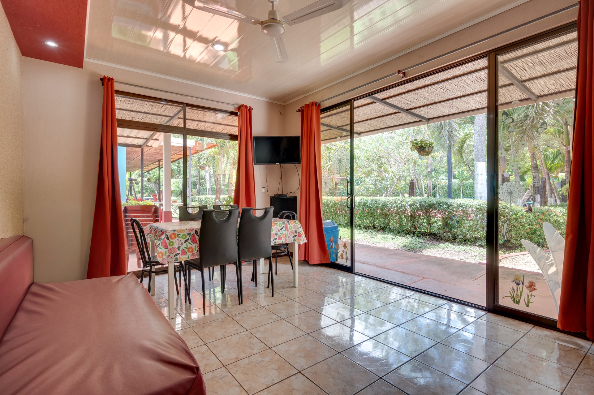 Tamarit House | Spacious Tropical Retreat in Villareal, Costa Rica