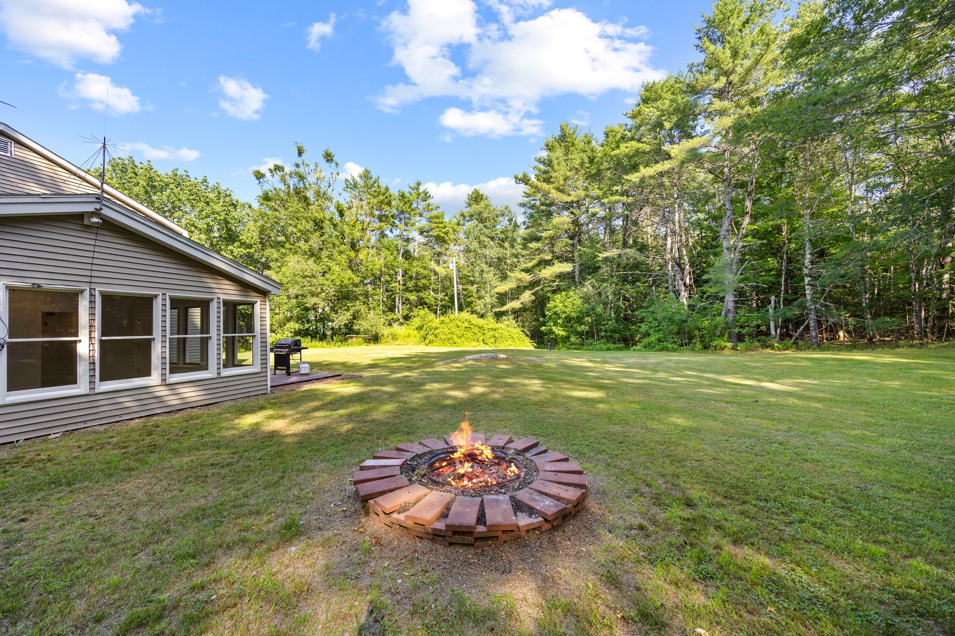 377 River Rd, Bowdoinham
