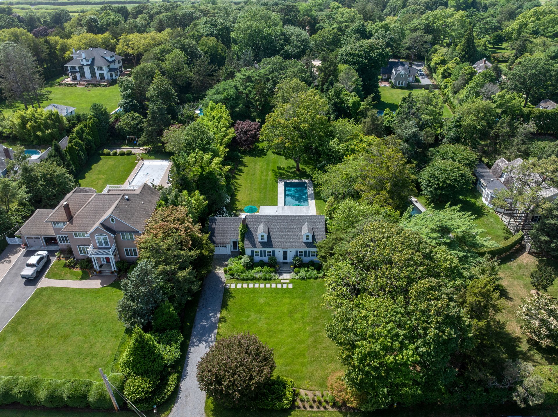 Estate-Section Sanctuary with manicured Gardens