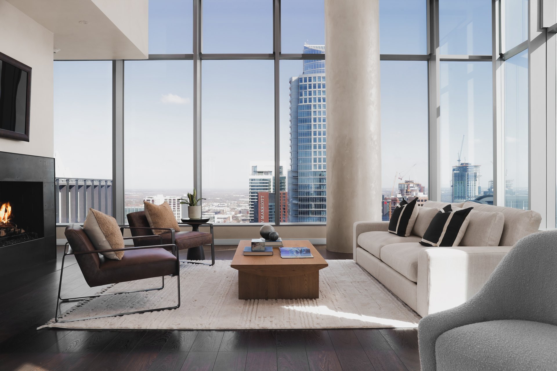 210 Lavaca Street #3601