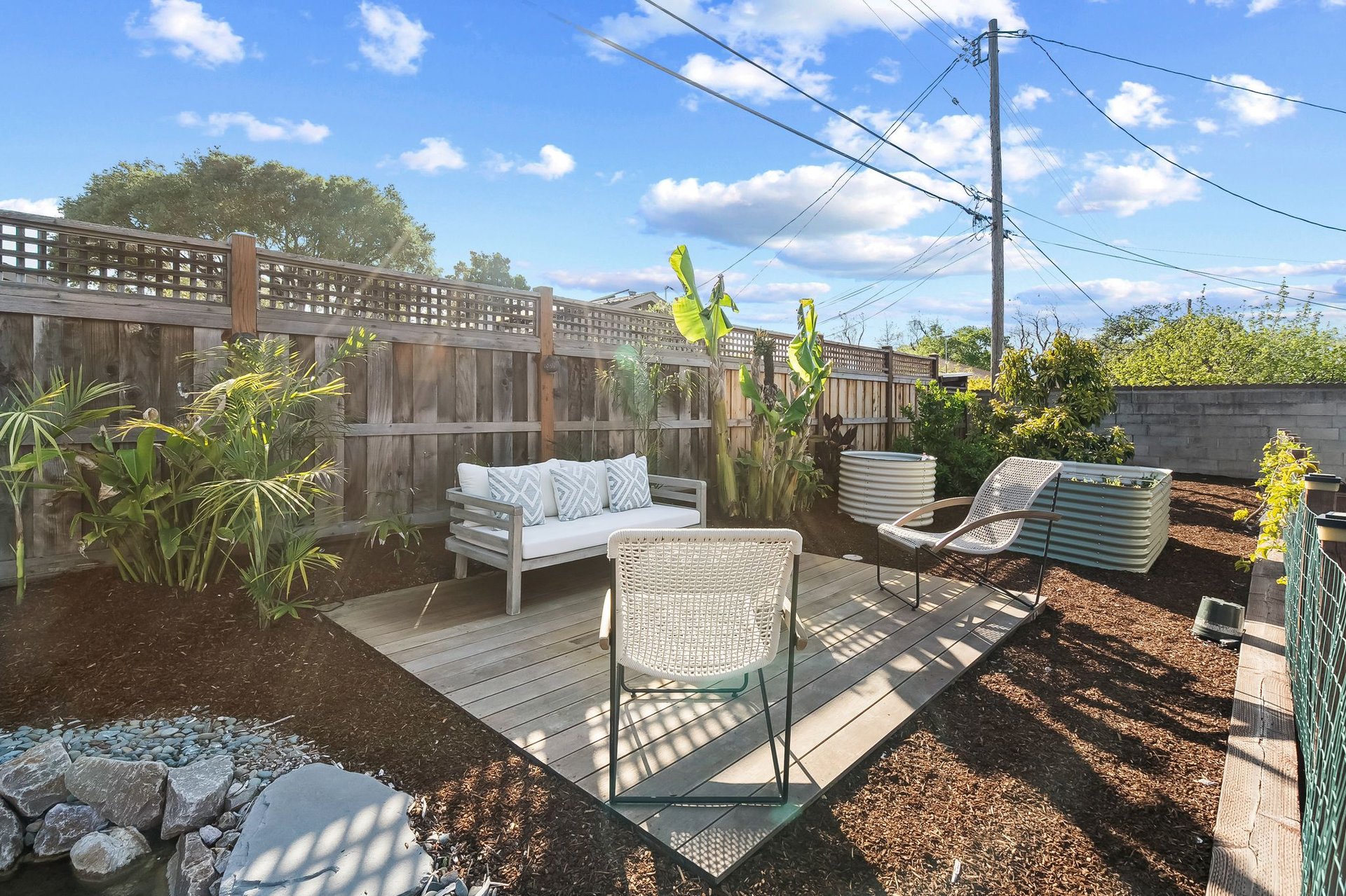 1176 Fairview Ave