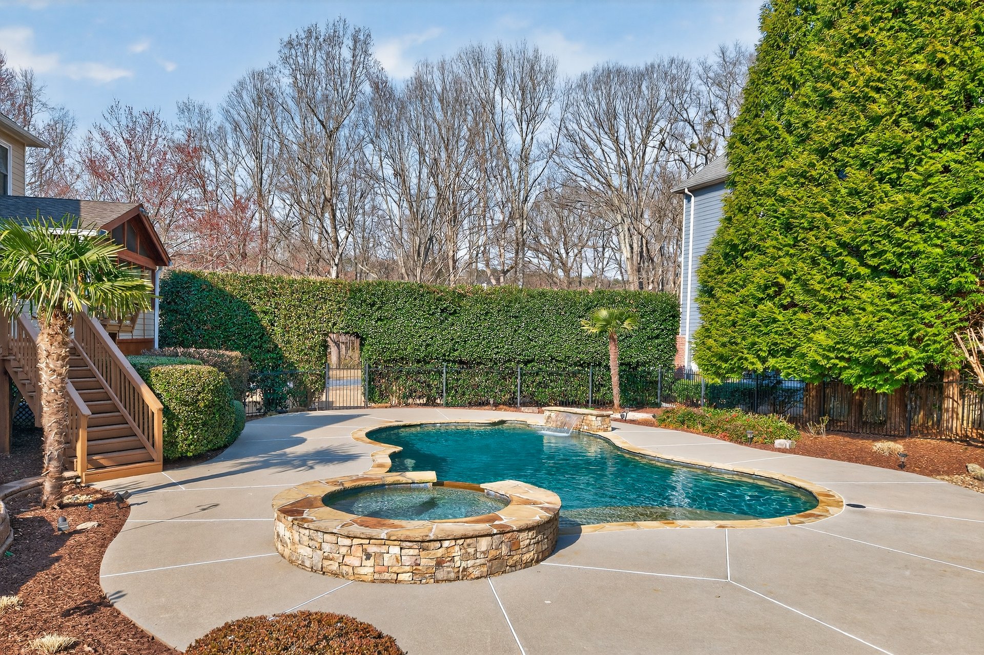 1210 Briers Creek Drive