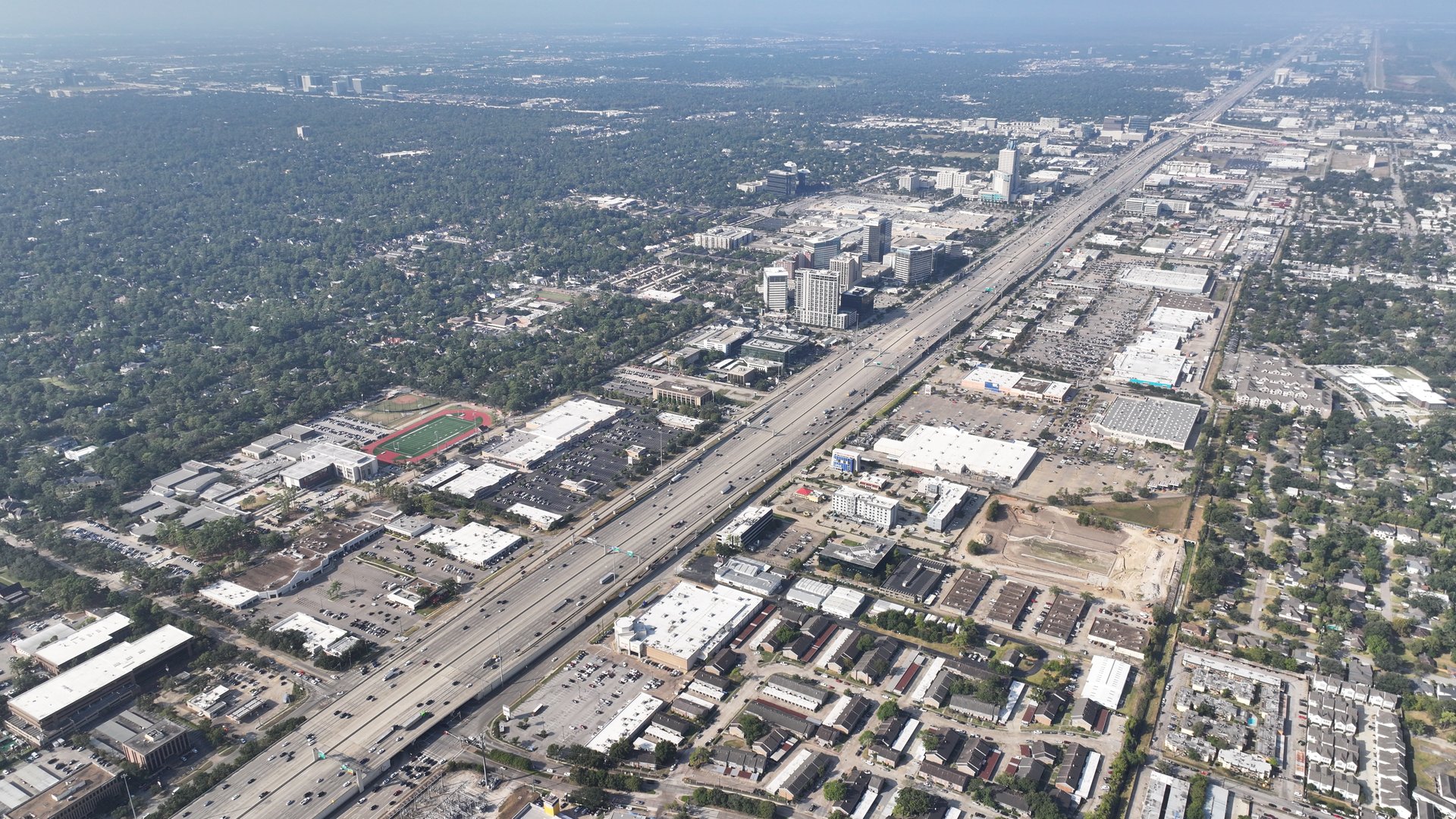 Hedwig Plaza - 9601 Katy Freeway