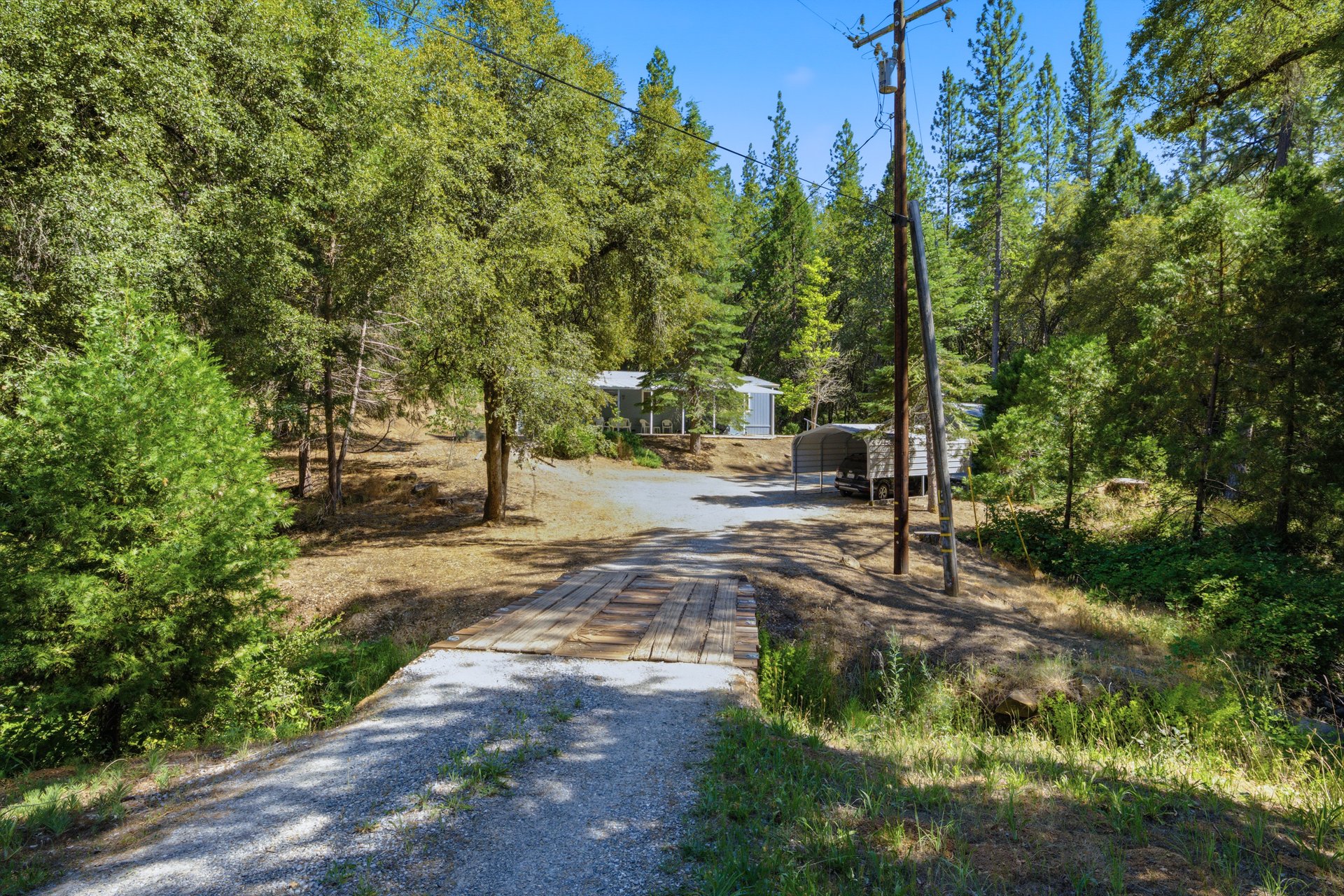 5281 Hidden Hollow Dr 