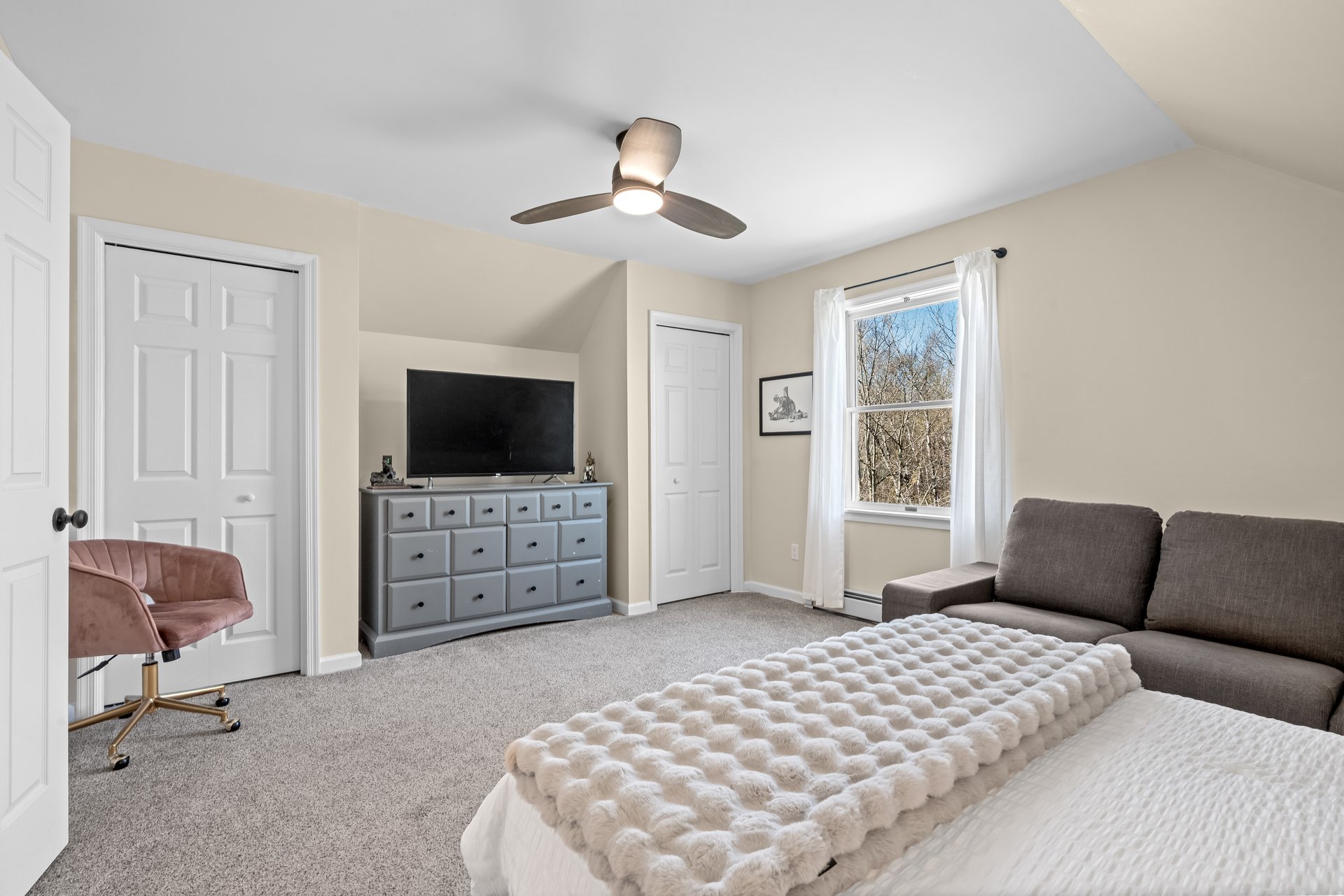 1244 Quiet Hills Lane
