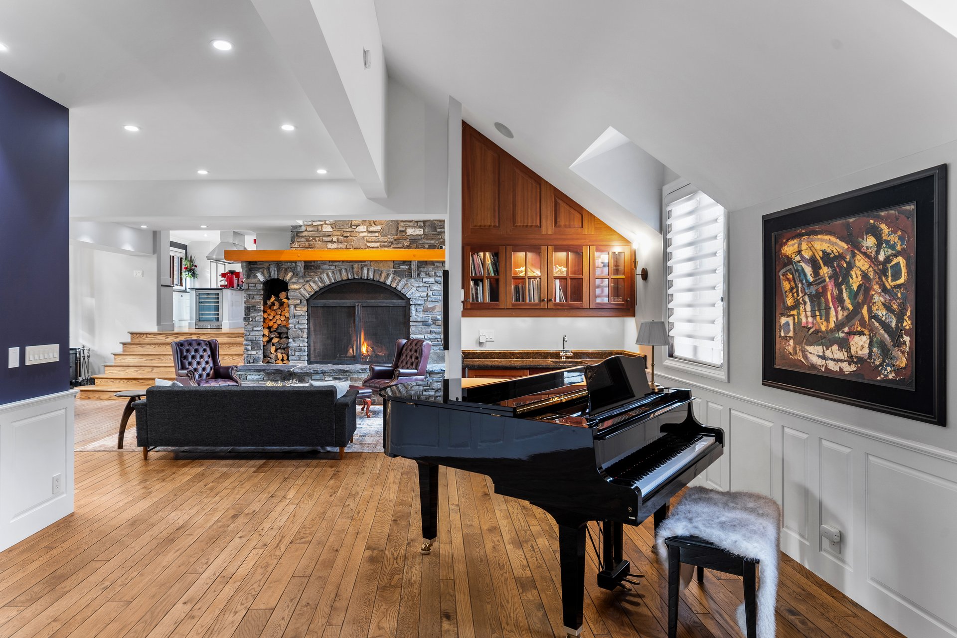 AUCTION BIDDING OPEN: Bidding ends December 17th | 5 Woodside Lane