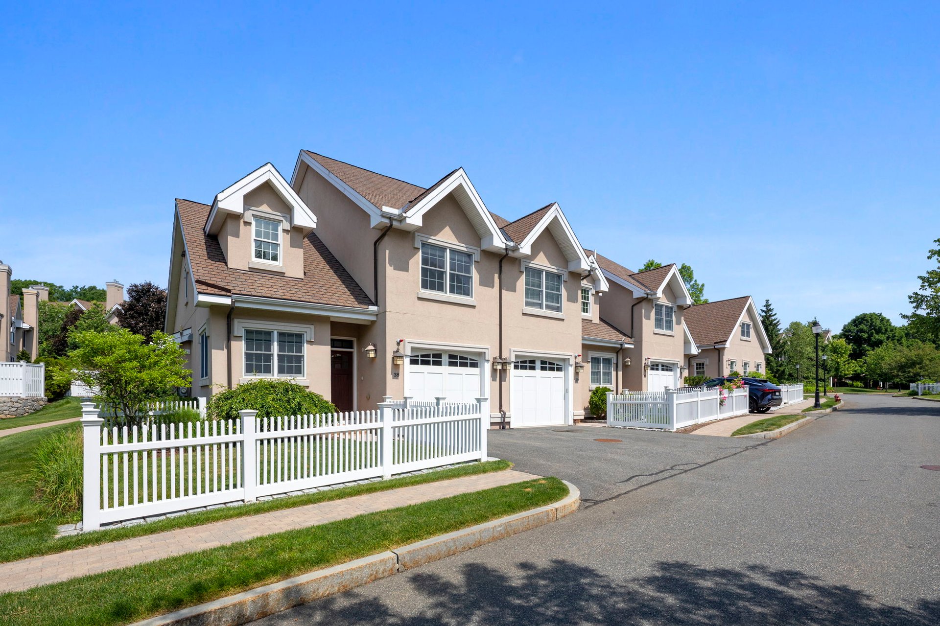 287 Langley Rd #38