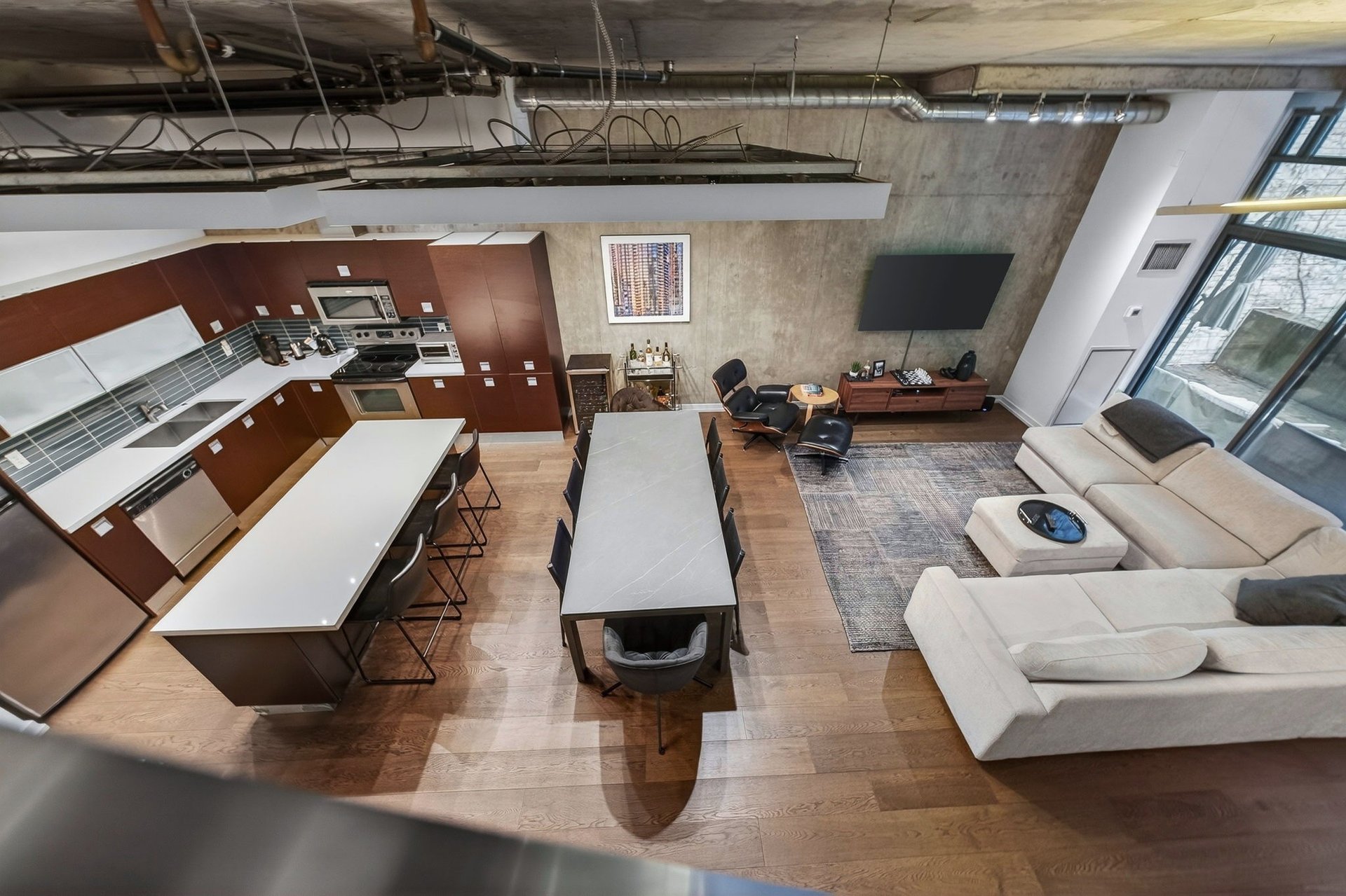  SOLD: In The Heart Of Vibrant King West
