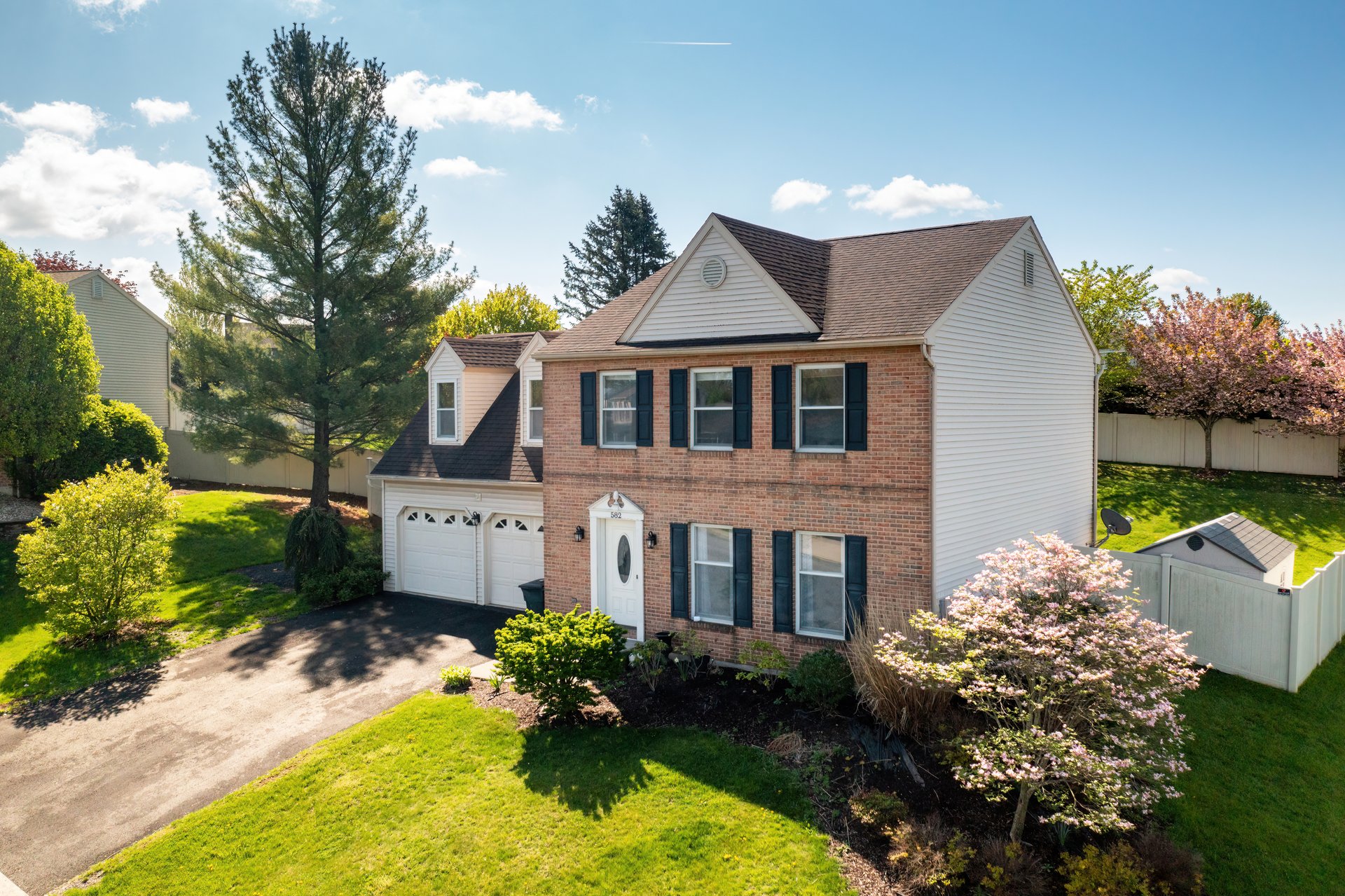 582 Coventry Court