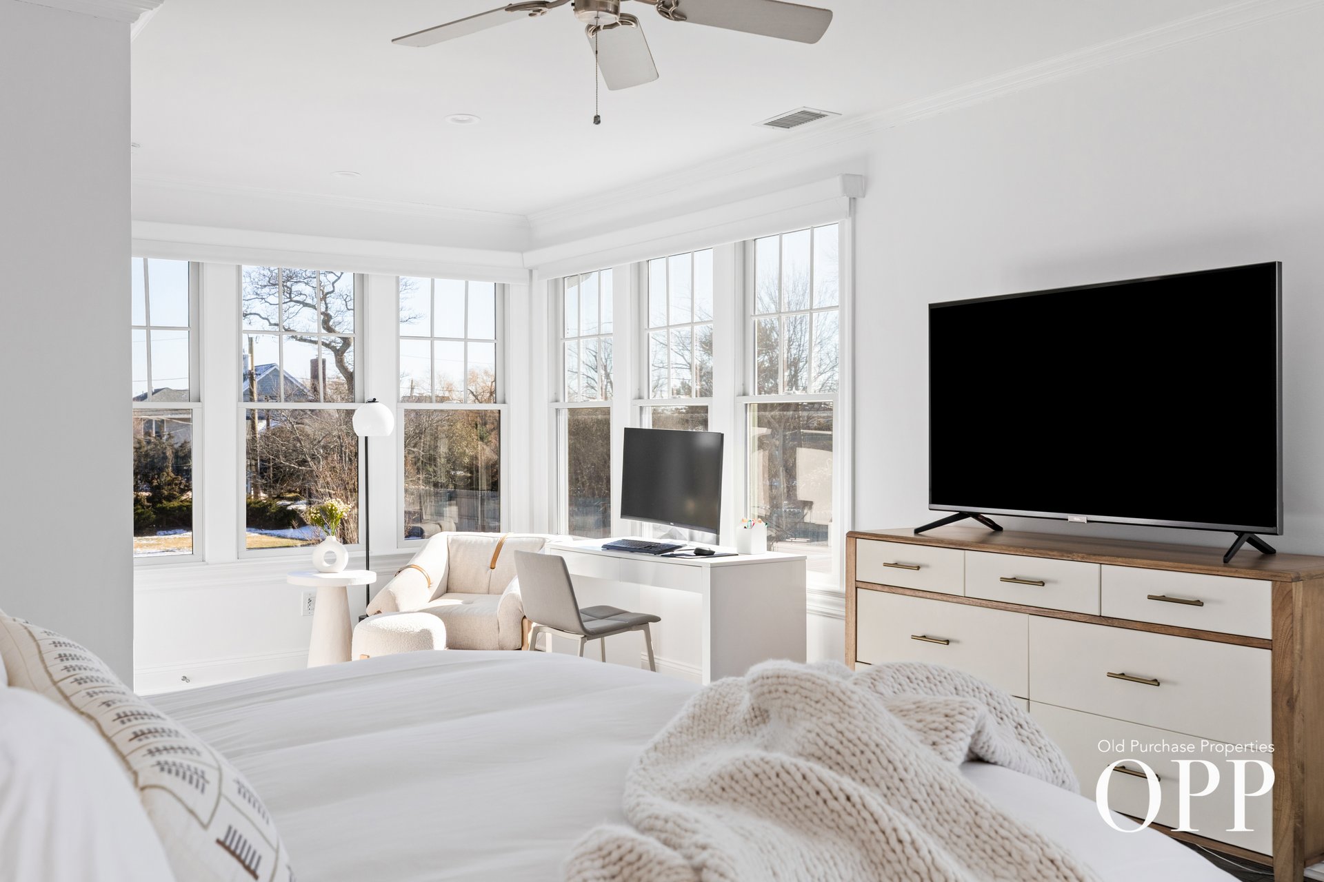 EASY SUMMER LIVING WITH POOL, HOT TUB & SCREENED PORCH