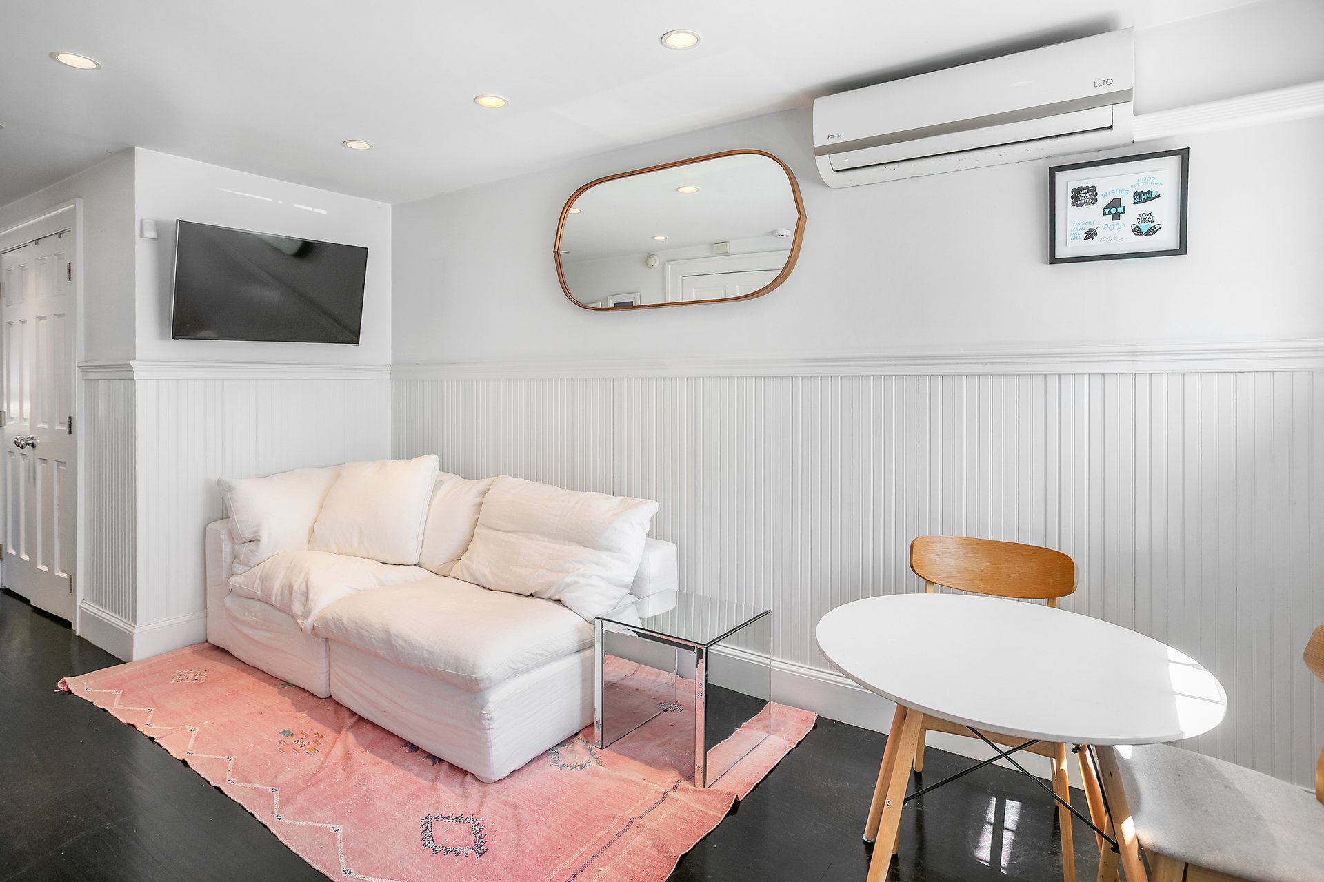 1832 Corcoran St NW